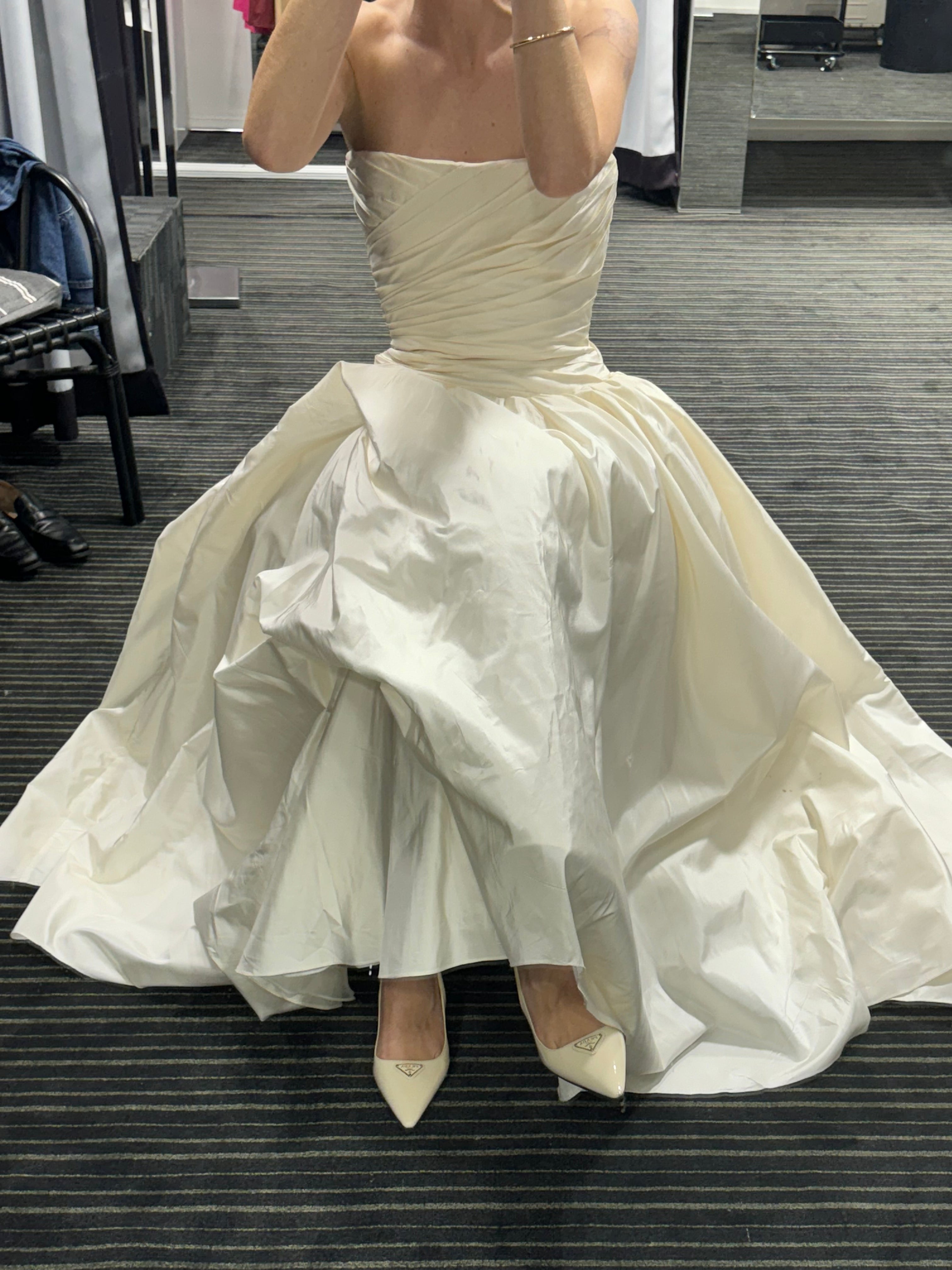 ART GARMENTS BRIDE - Jayme Clapson