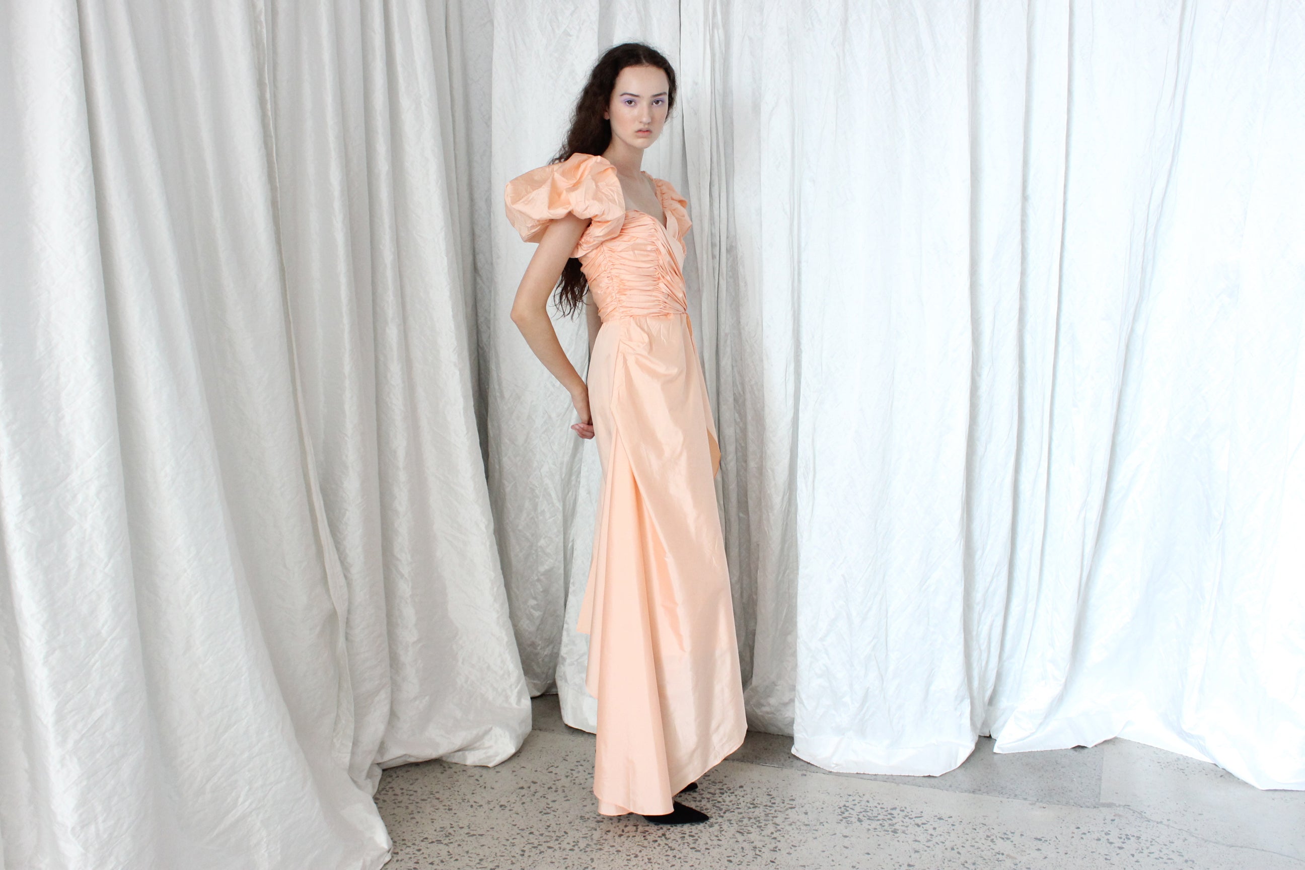 1980s Rocha Vibe Peach Puff Taffeta Gown