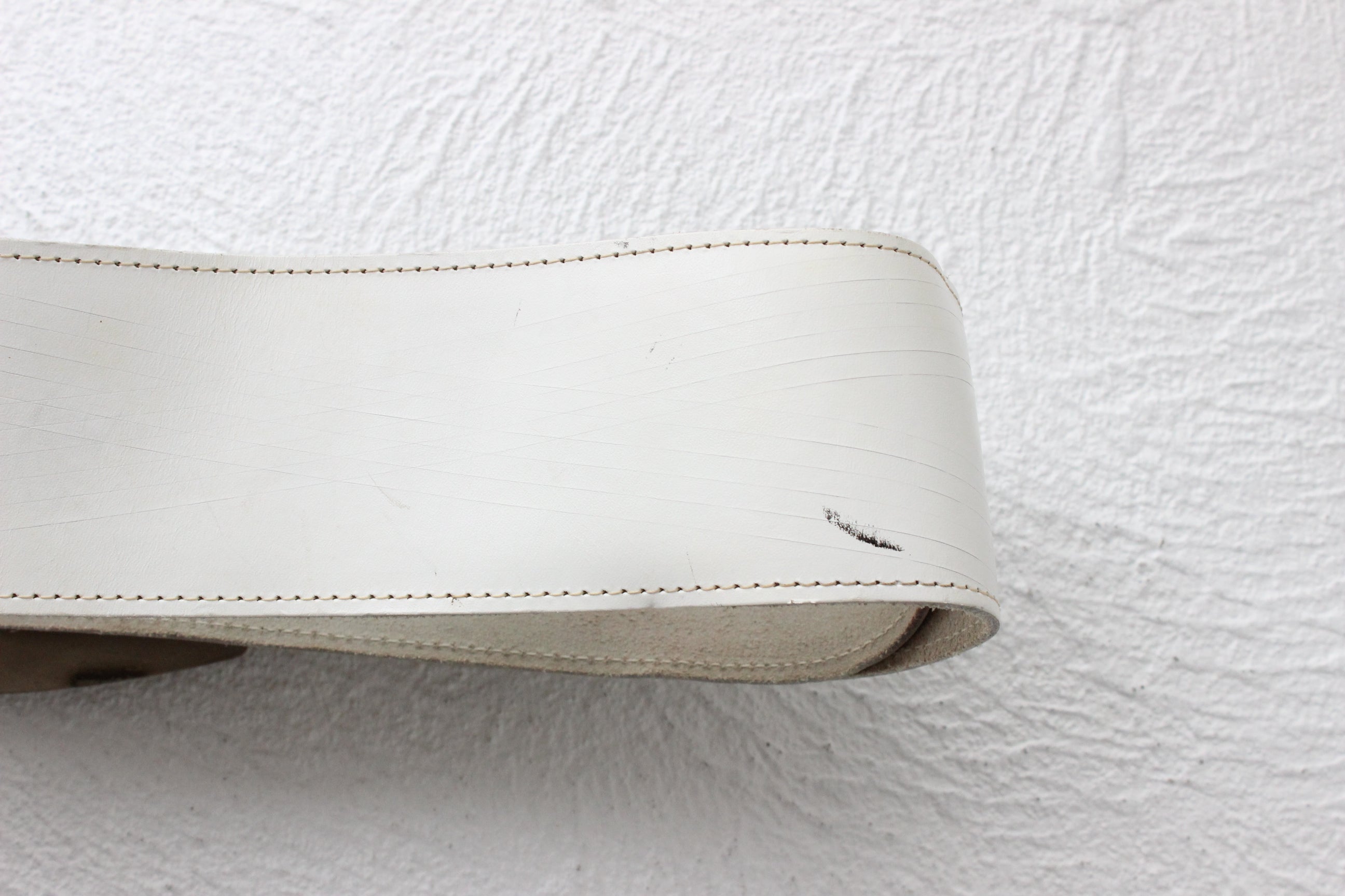 80s White Leather Belt w/ Oversized Silver Buckle