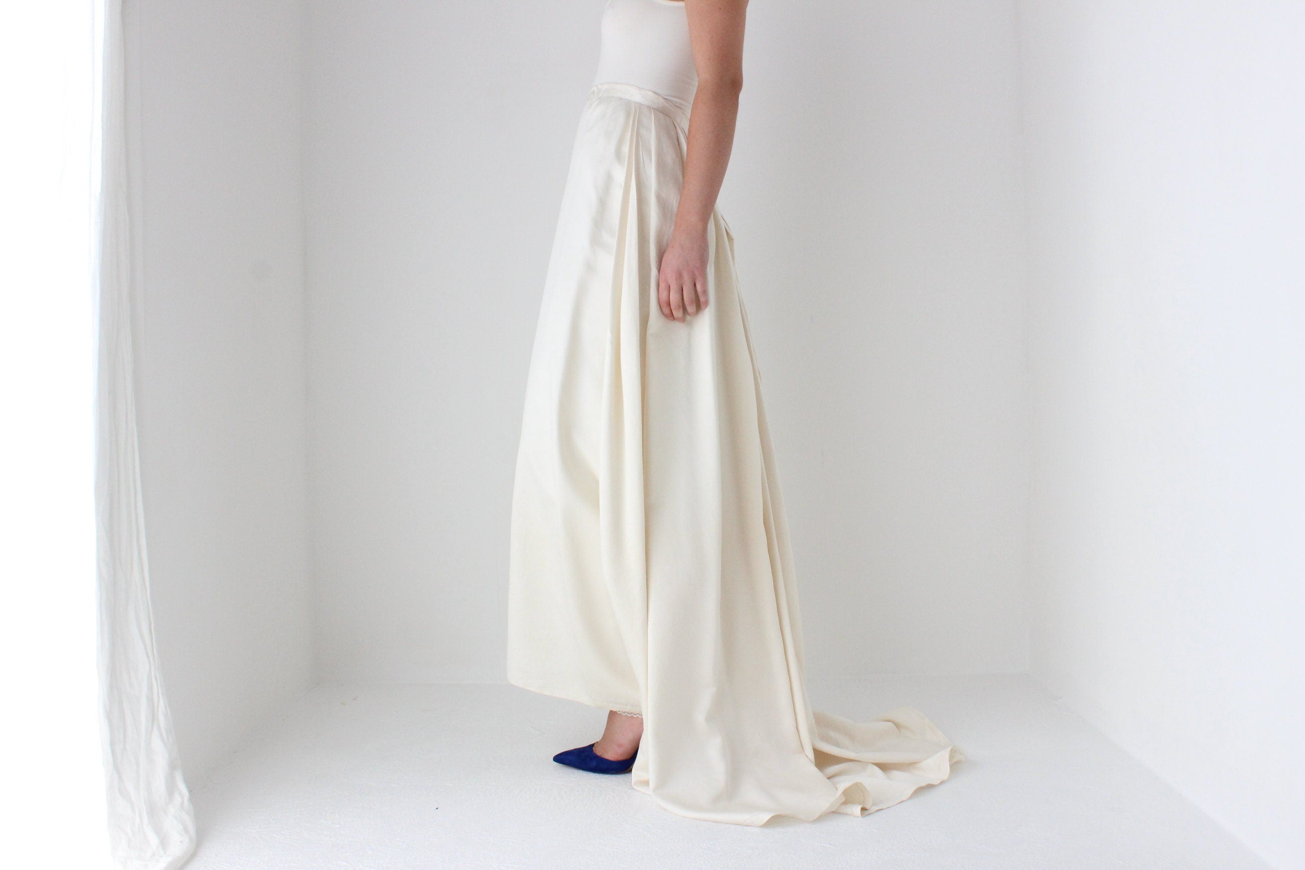 1990s Cream Silk Bridal Skirt & Shawl Set