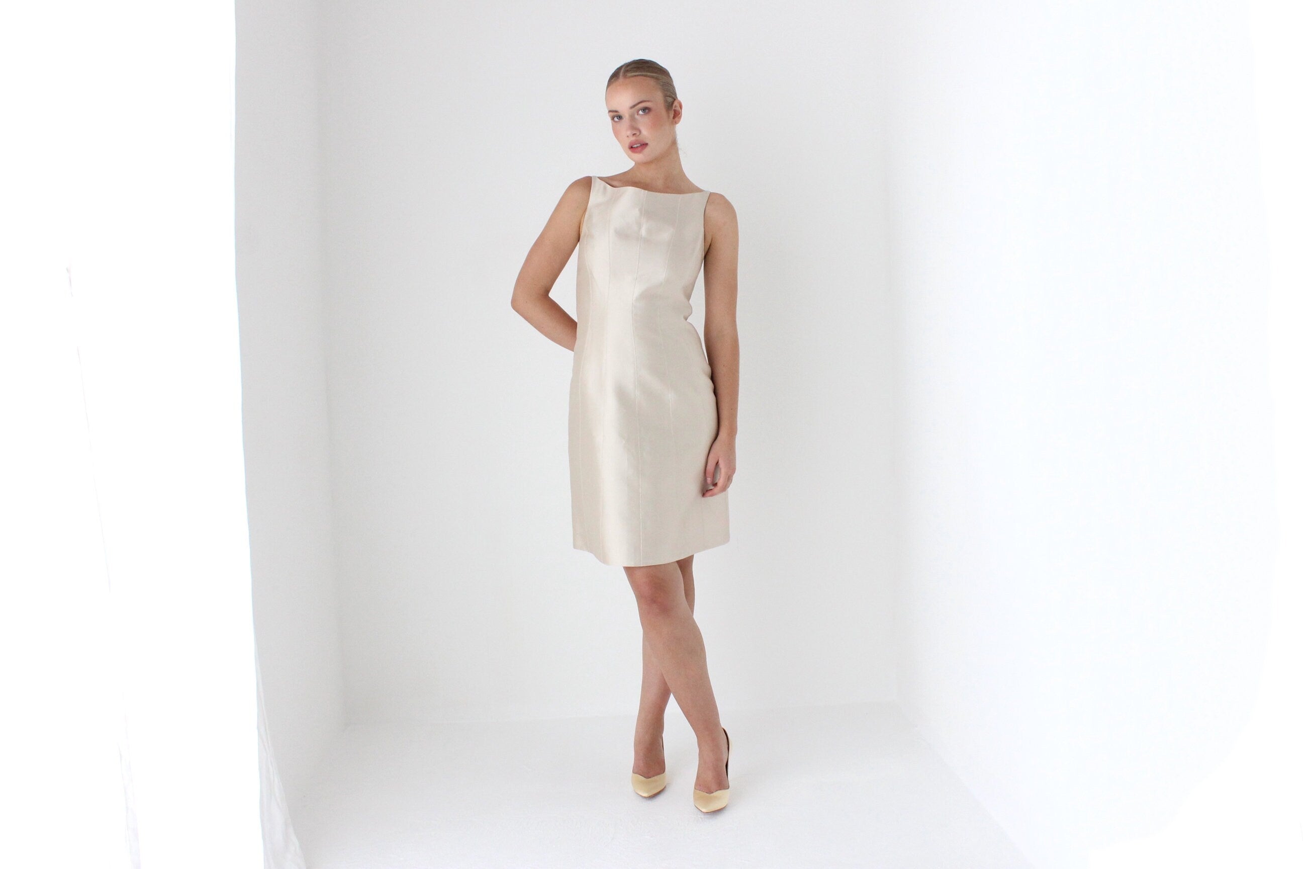 2000s Amanda Wakeley Pure Silk Pearlescent A-Line Dress