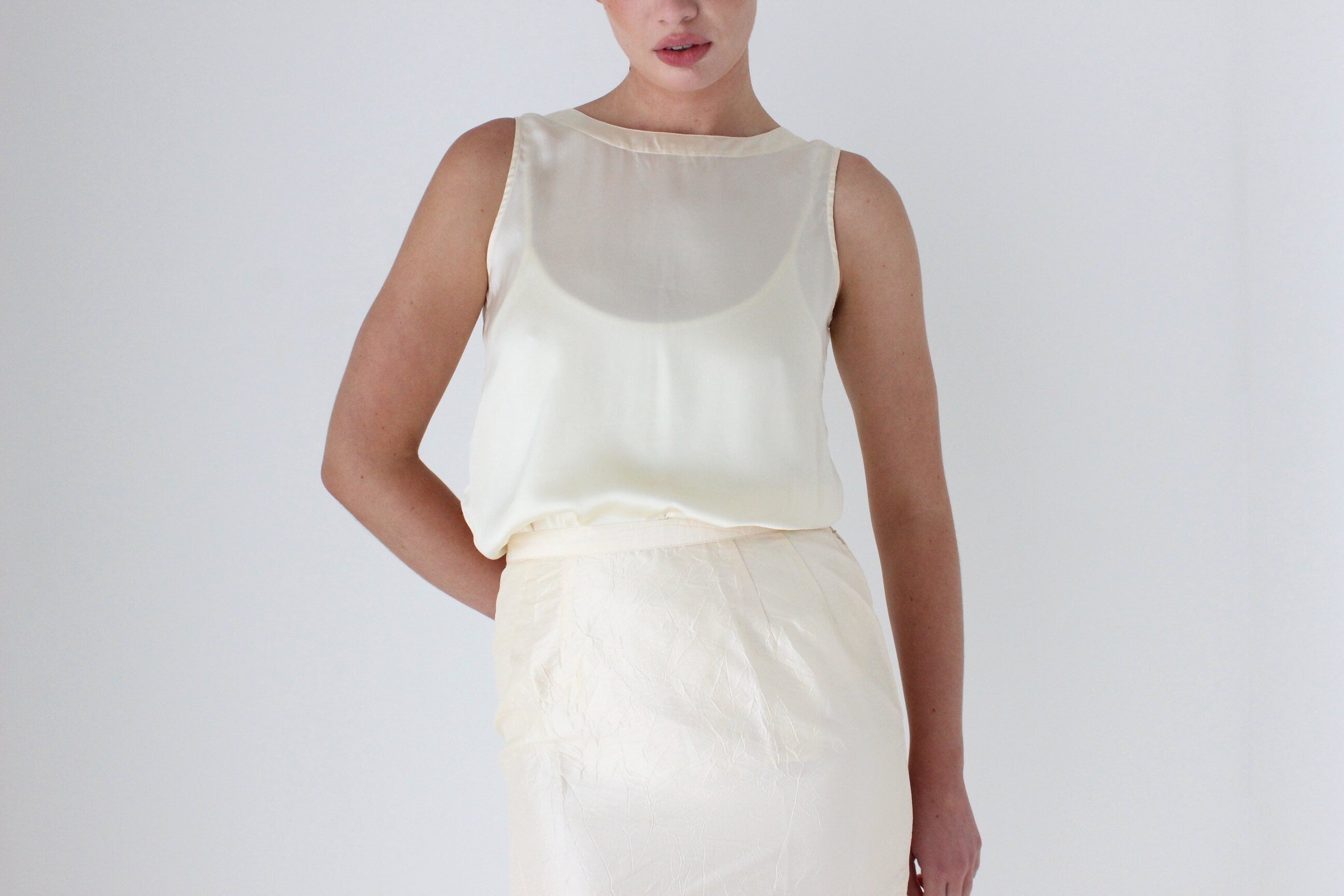 90s Pure Silk Sleeveless Tank Top in Ivory Satin
