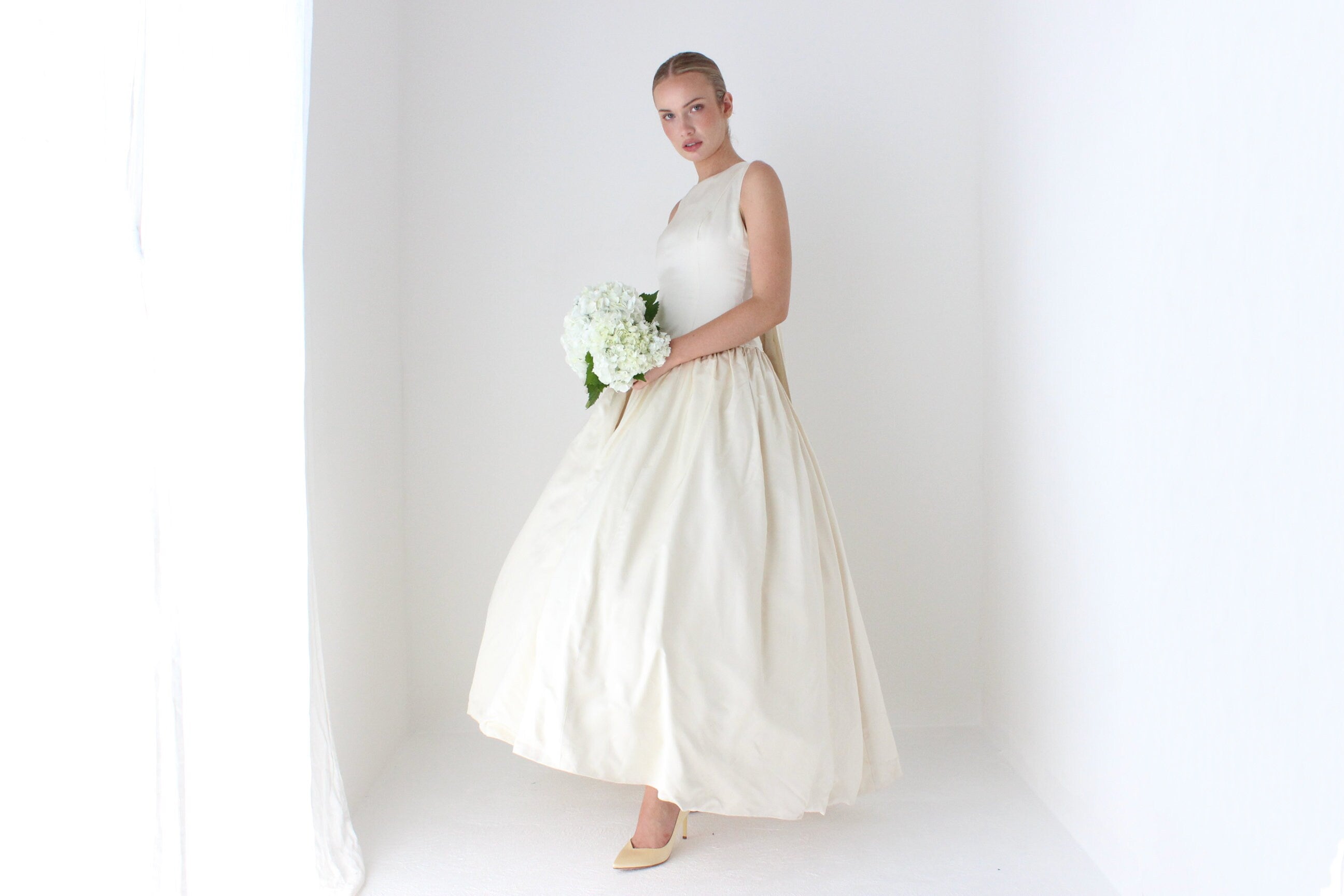 1990s Vintage Amsale Bridal Couture Cream Satin Wedding Gown w/ 3D Rosette Flowers
