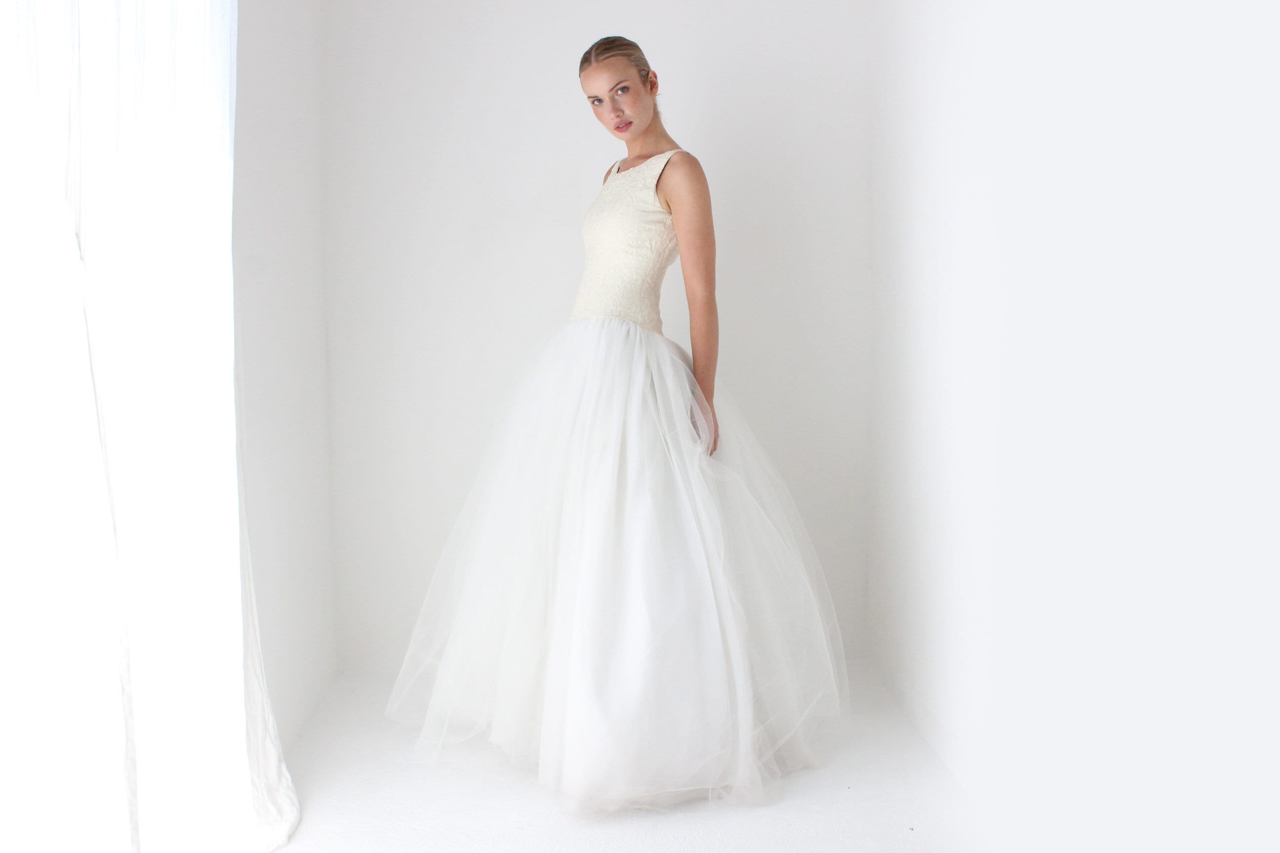 1990s Amsale Bridal Couture Voluminous Tulle Ballgown