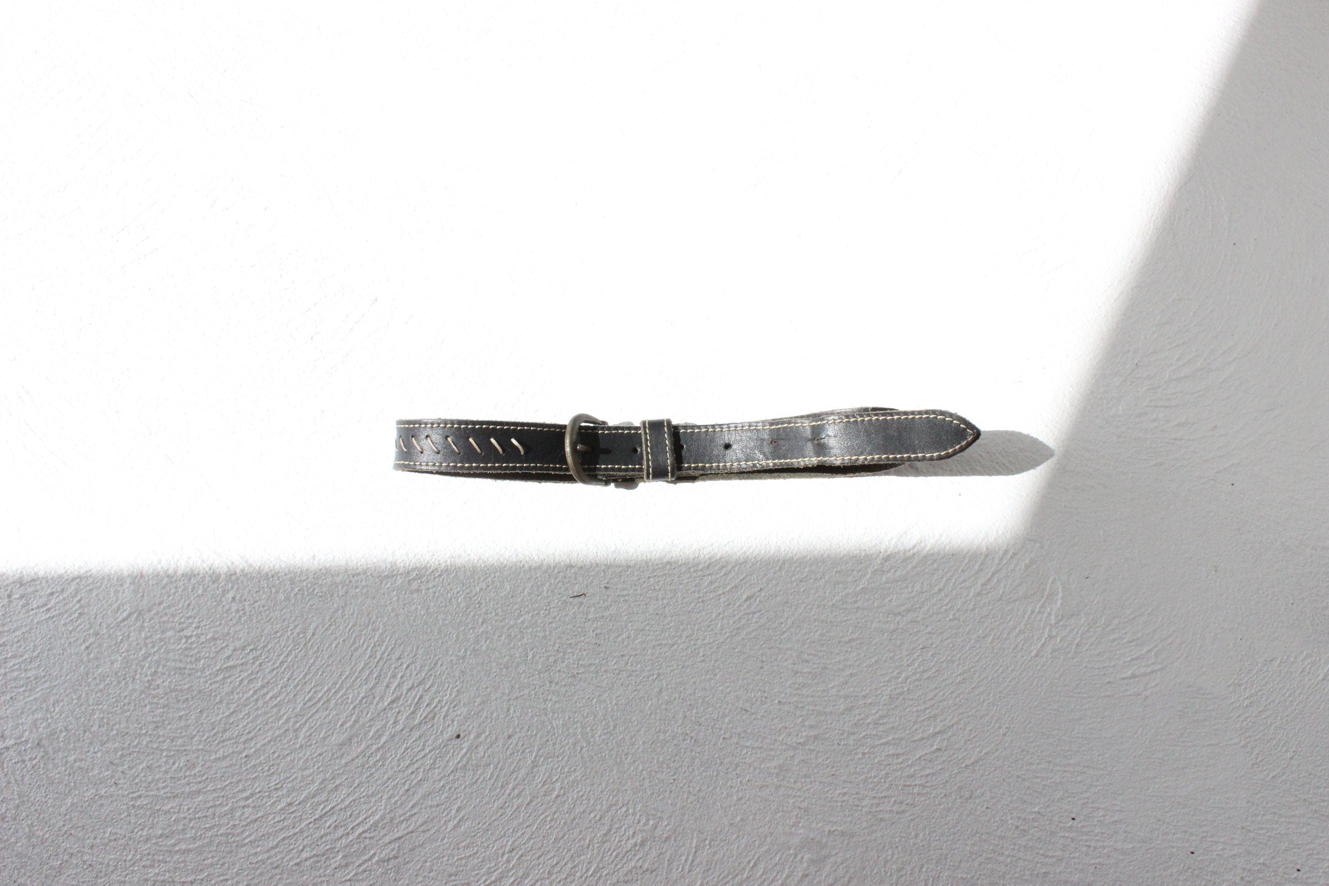90s Black Leather Belt with Contrast 'Whipstitch' Detailing