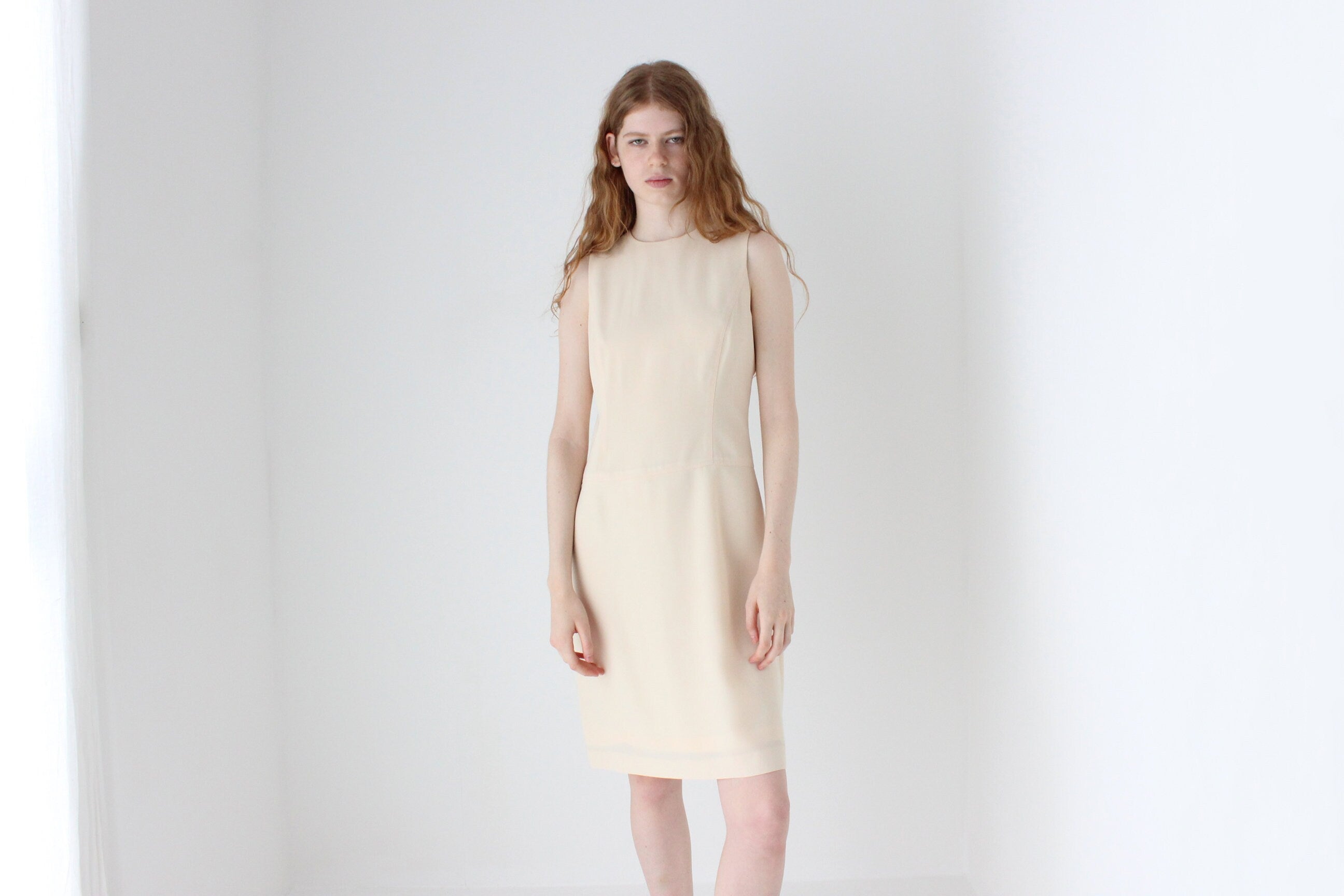 90s Oscar De La Renta Minimal Cream Crepe Shift