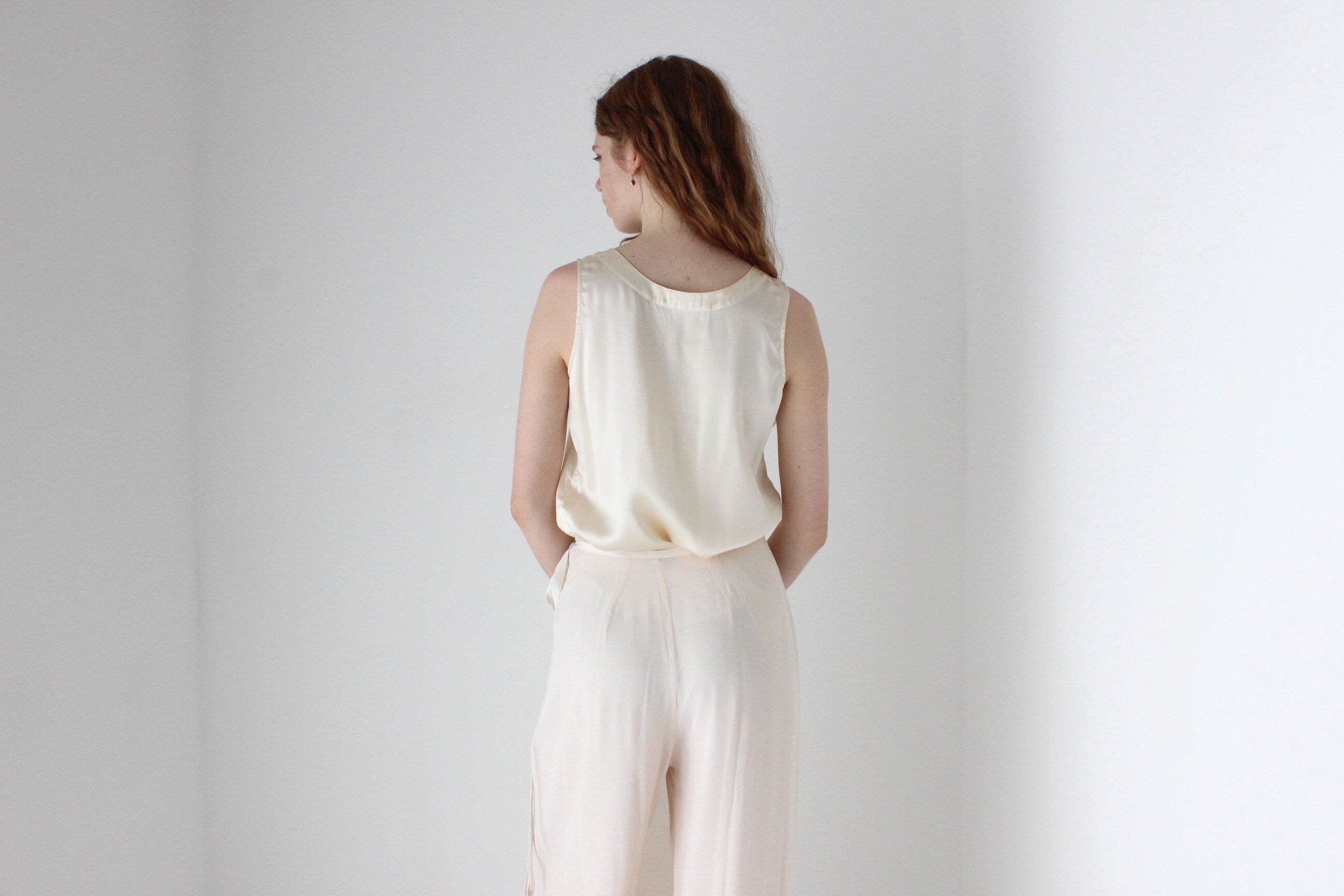 90s Pure Silk Sleeveless Tank Top in Ivory Satin