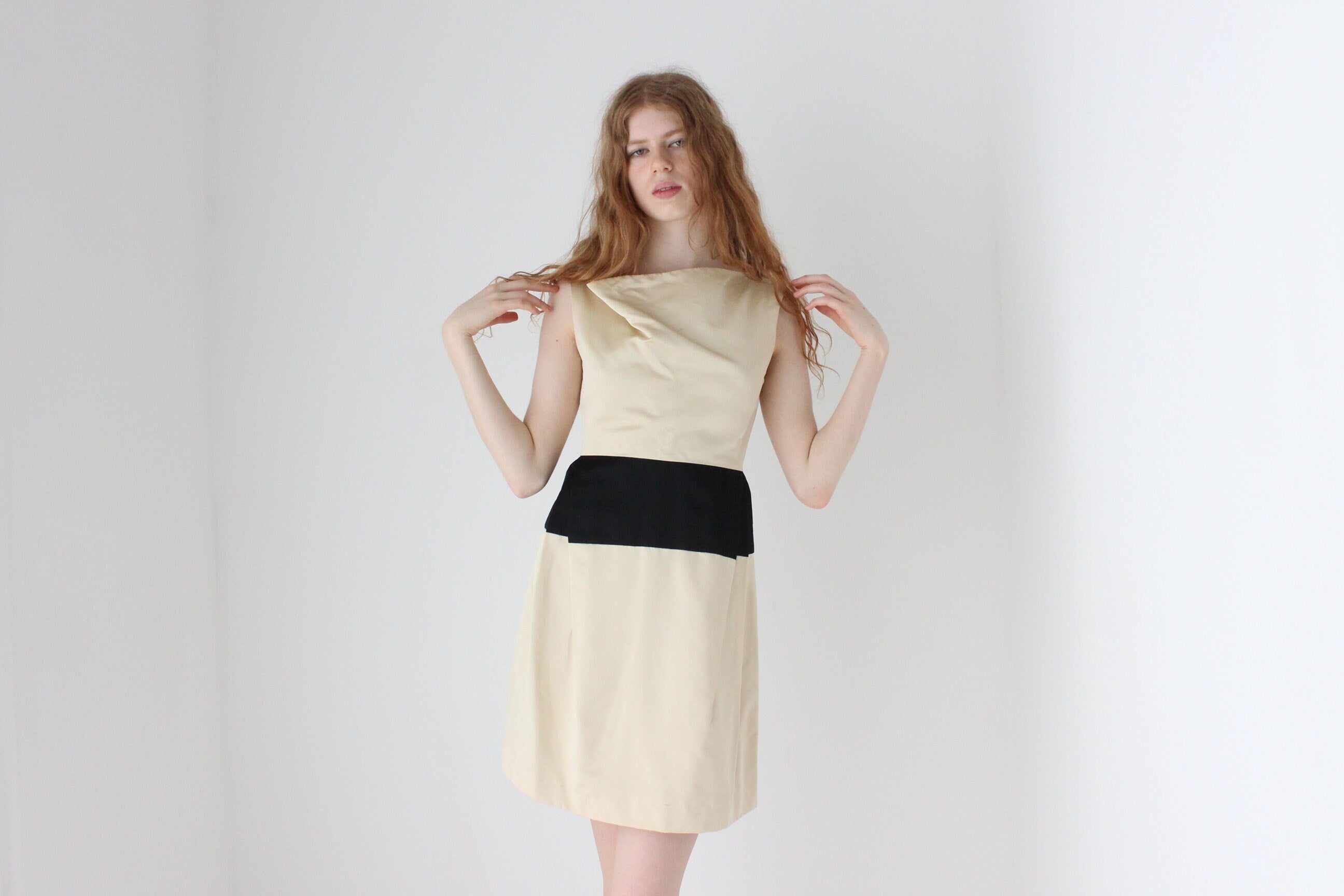 2000s Gary Graham Bespoke Silk Sculptural Mini Dress