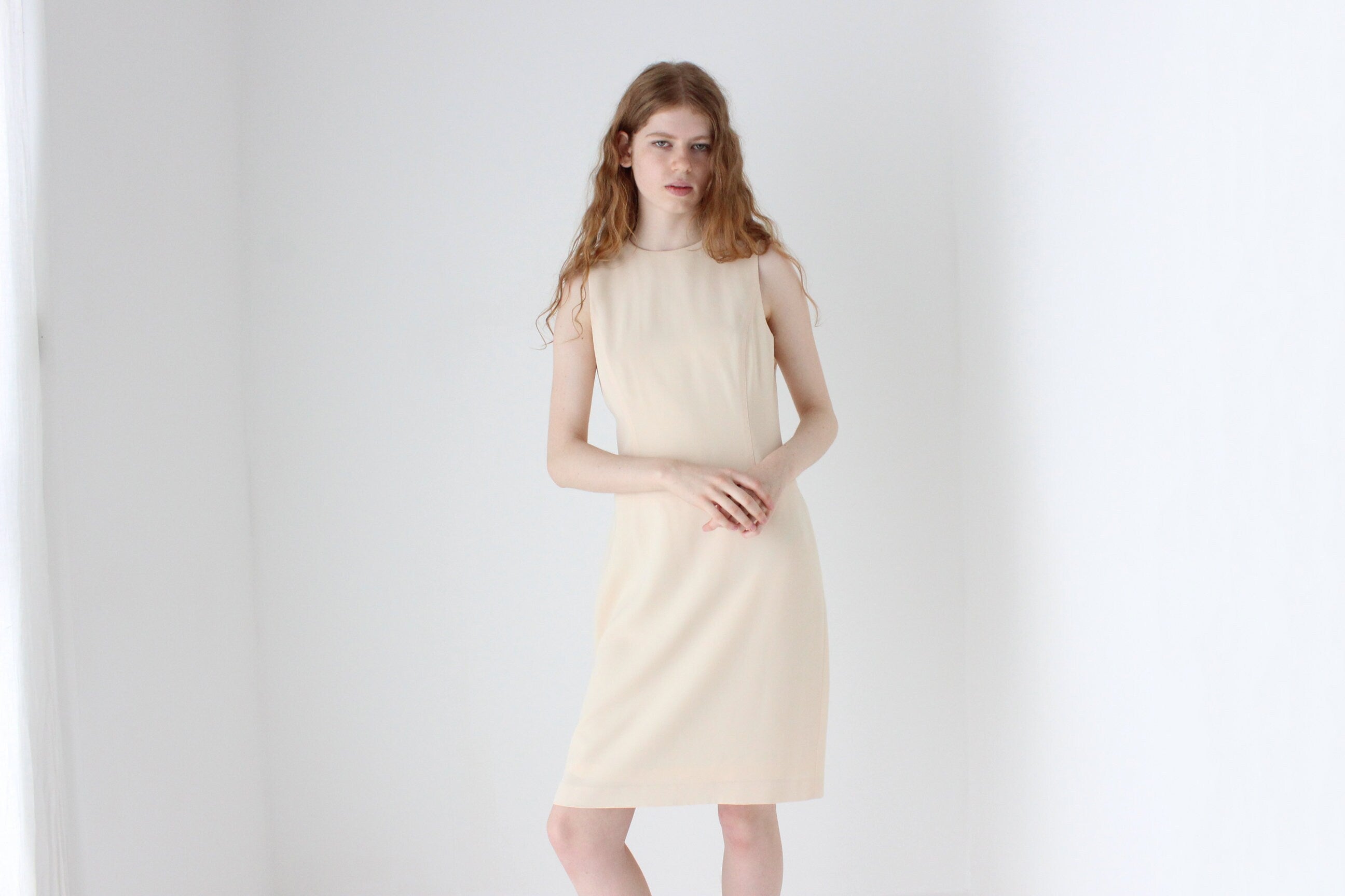 90s Oscar De La Renta Minimal Cream Crepe Shift