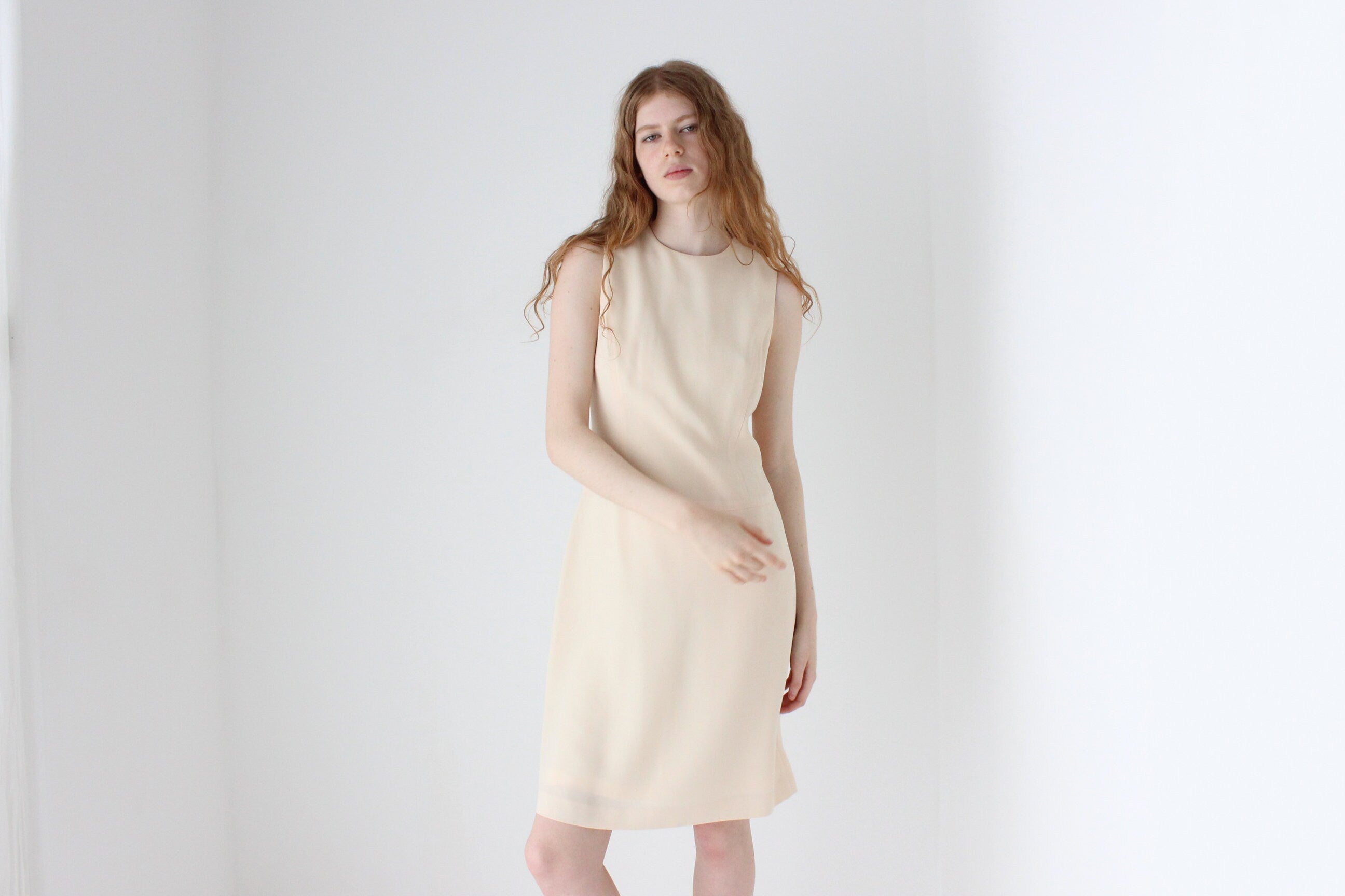 90s Oscar De La Renta Minimal Cream Crepe Shift