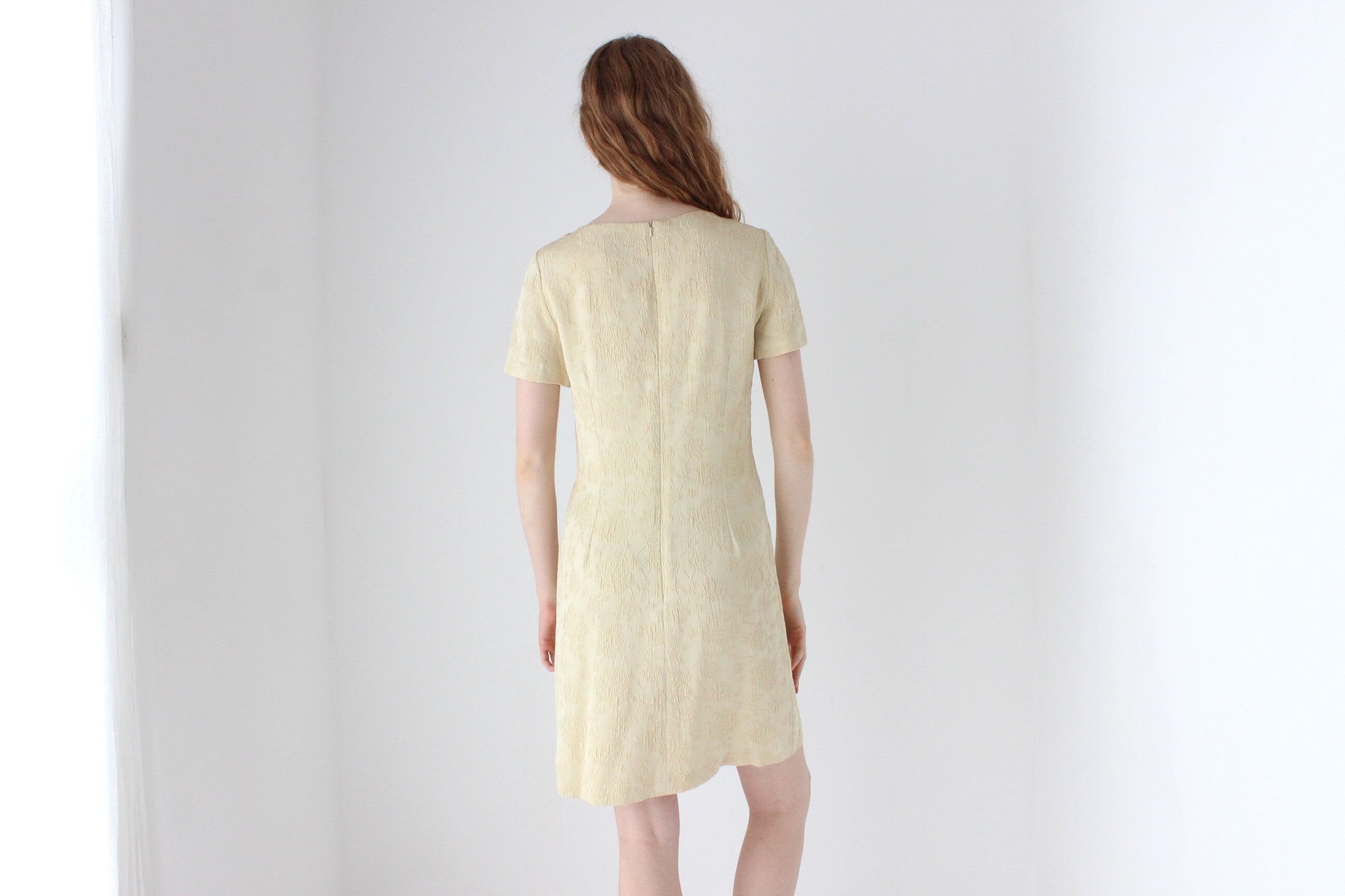 1990s Buttercream Jacquard Textured Shift Dress