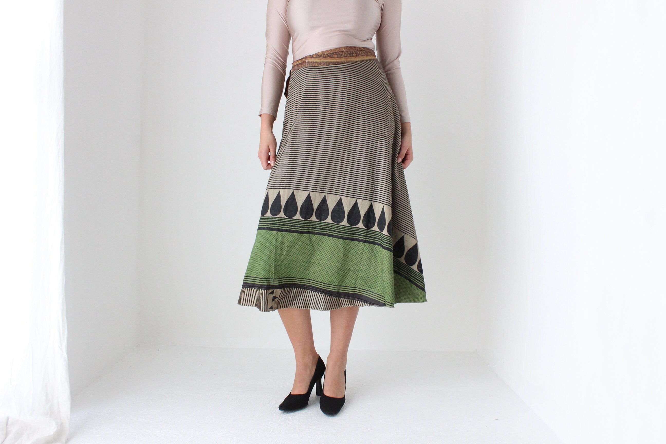 2000s Wearable Art Tie Up Free Size Wrap Skirt