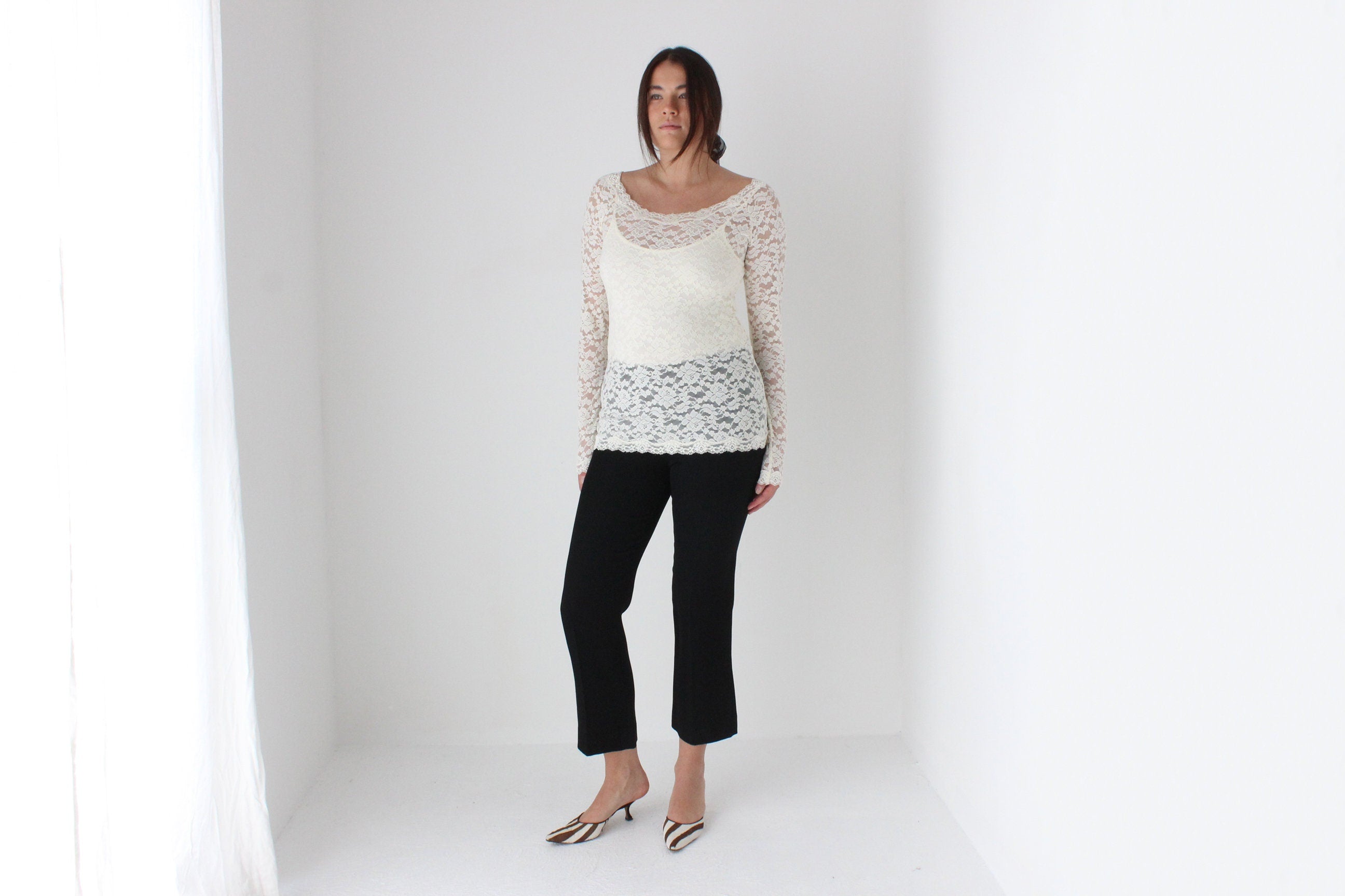 2000s Sheer Cream Lace Scoop Neck Top