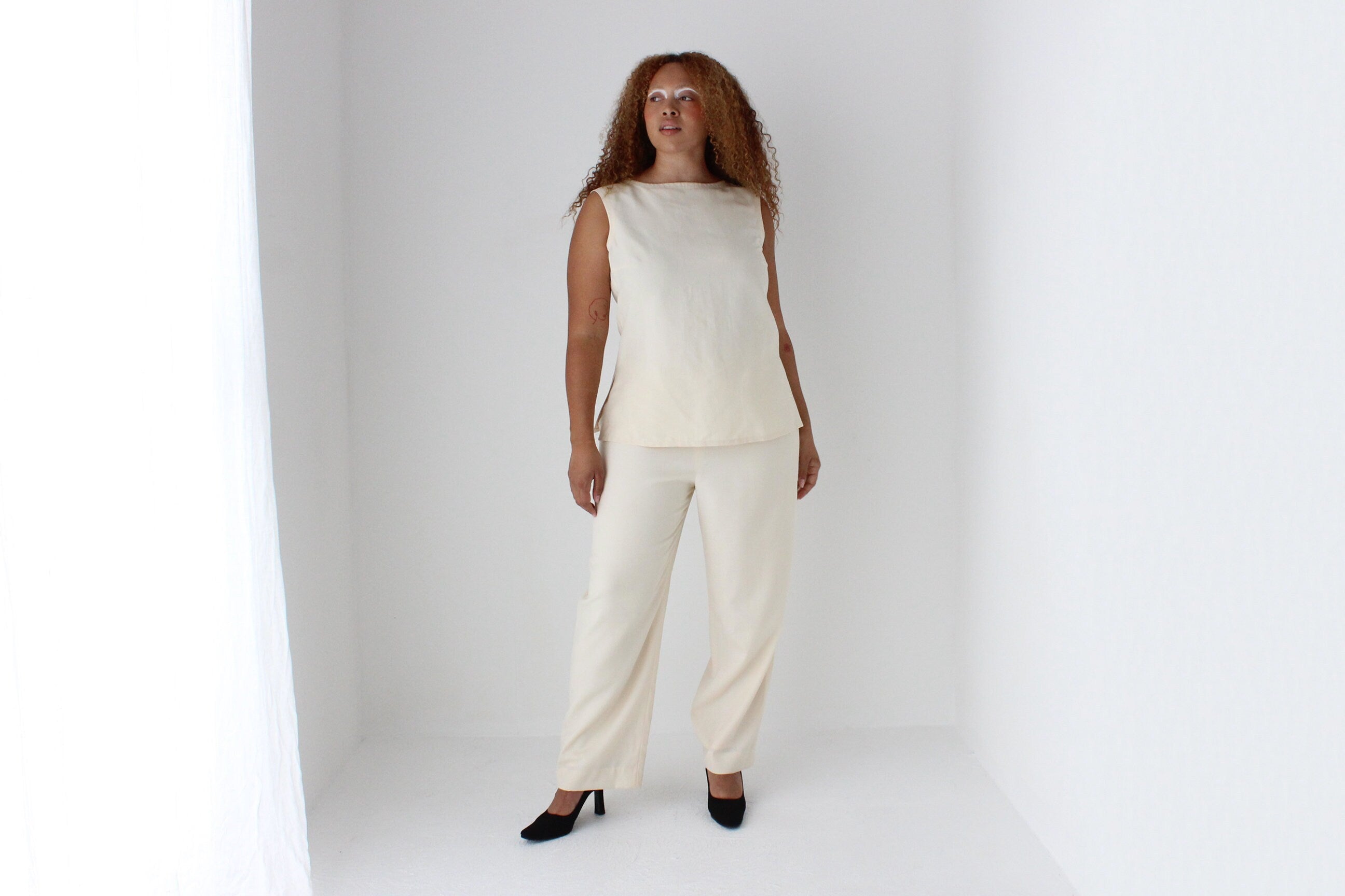 1980s Bill Blass Tailored Wide Leg Cream Wool Bridal Trousers