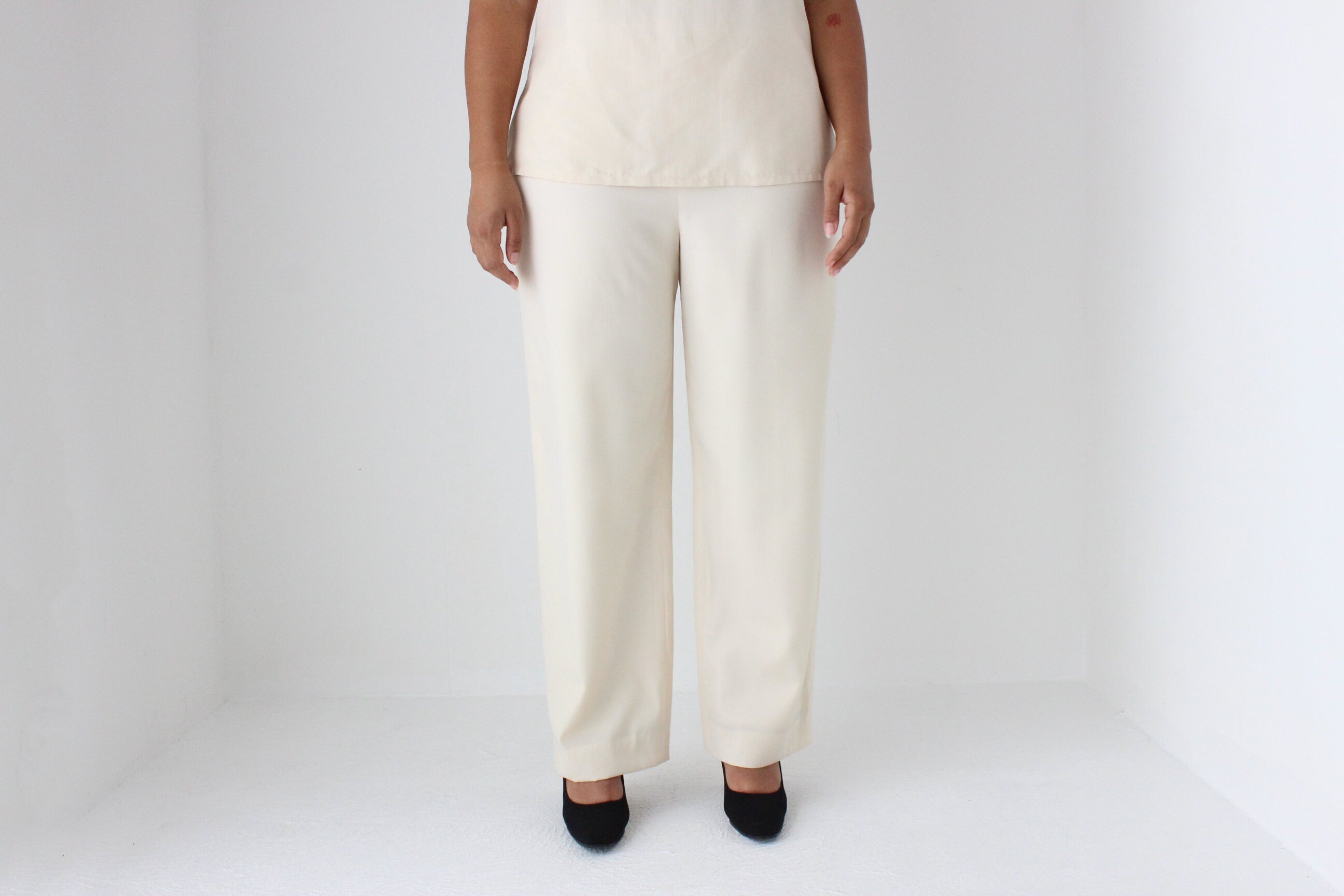 1980s Bill Blass Tailored Wide Leg Cream Wool Bridal Trousers