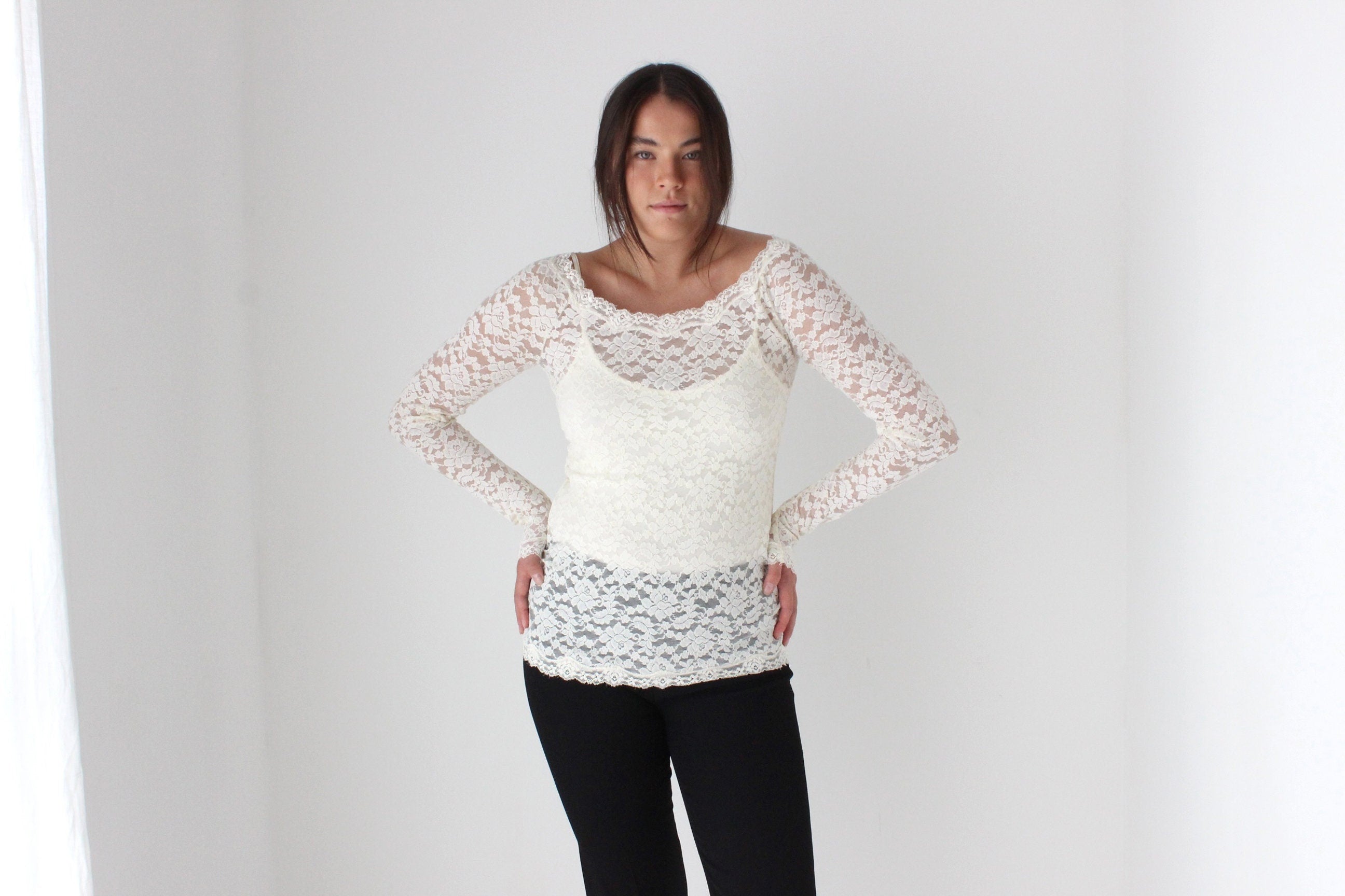 2000s Sheer Cream Lace Scoop Neck Top