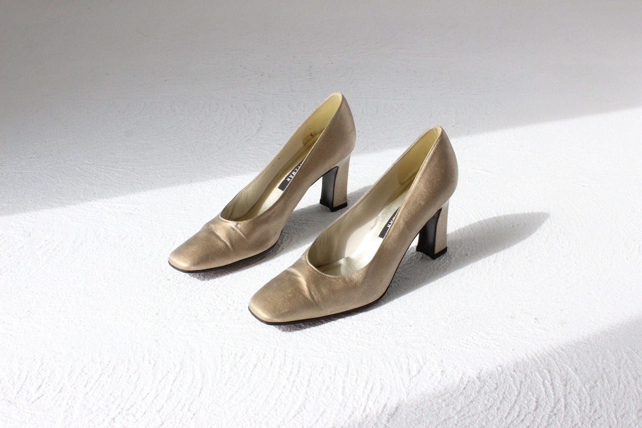 90s Stuart Weitzman Gold Fabric & Leather Pumps ~ Euro 37