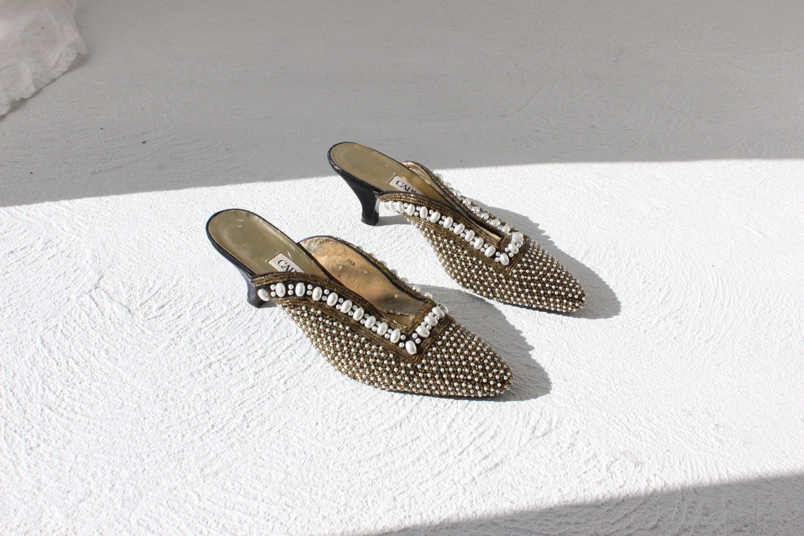 80s Pearl & Gold Bead Mules ~ Euro 40