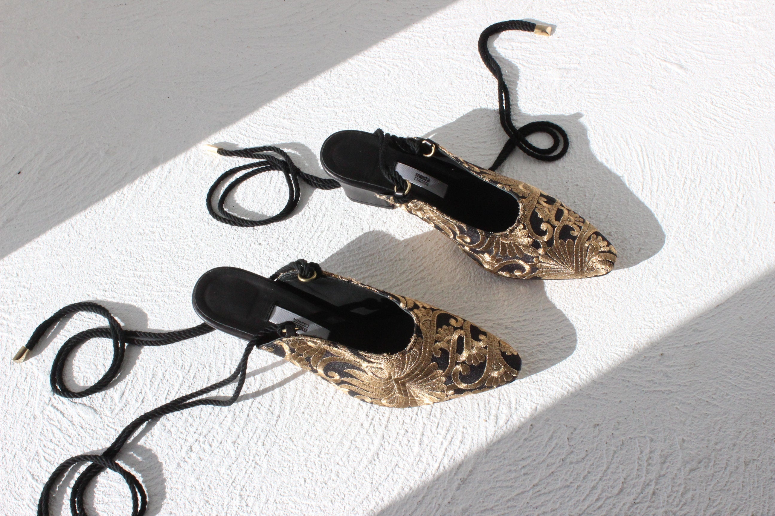 MIISTA London Gold Brocade Courtier Mules ~ Euro 40