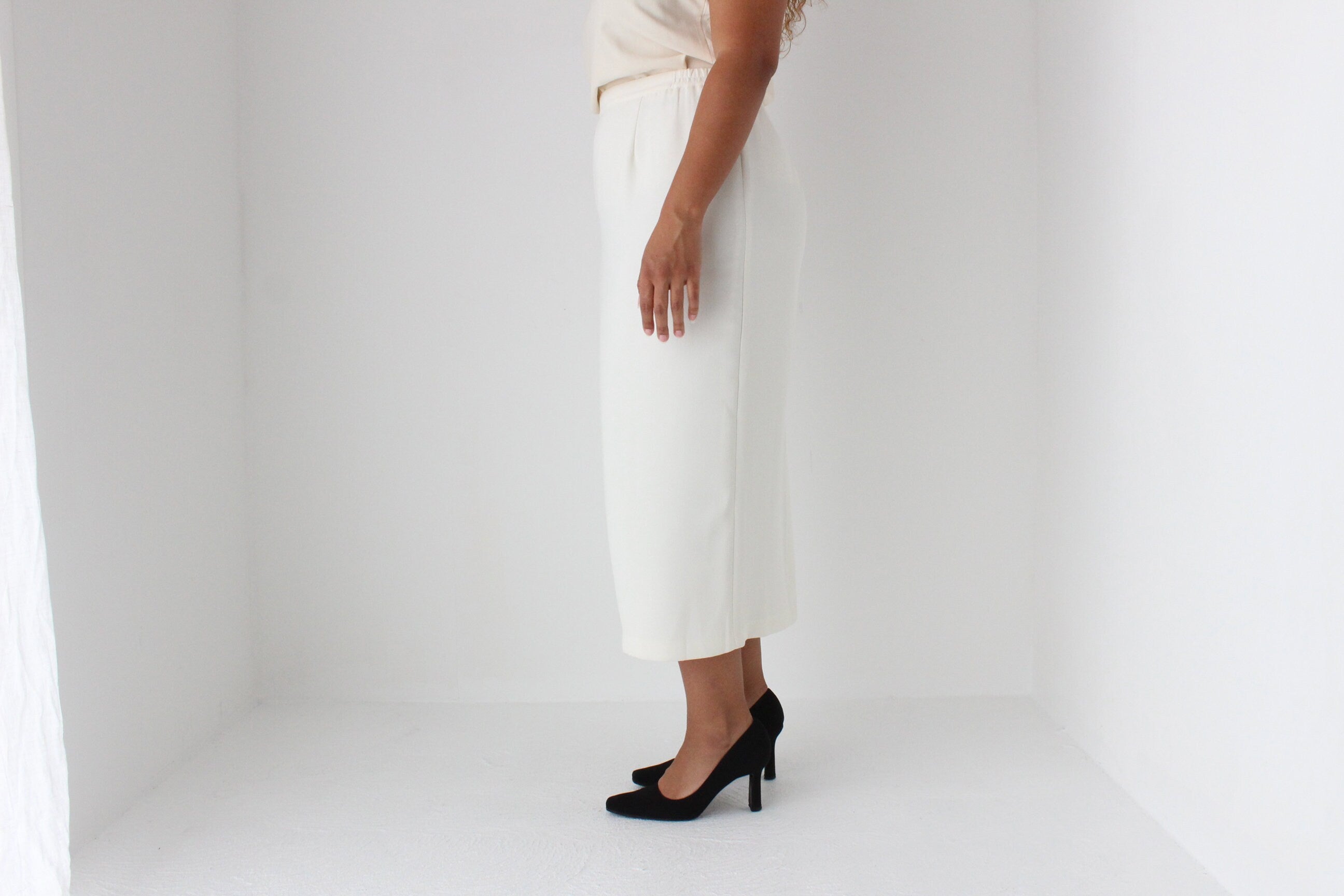 80s Ivory Crepe Minimal Column Skirt