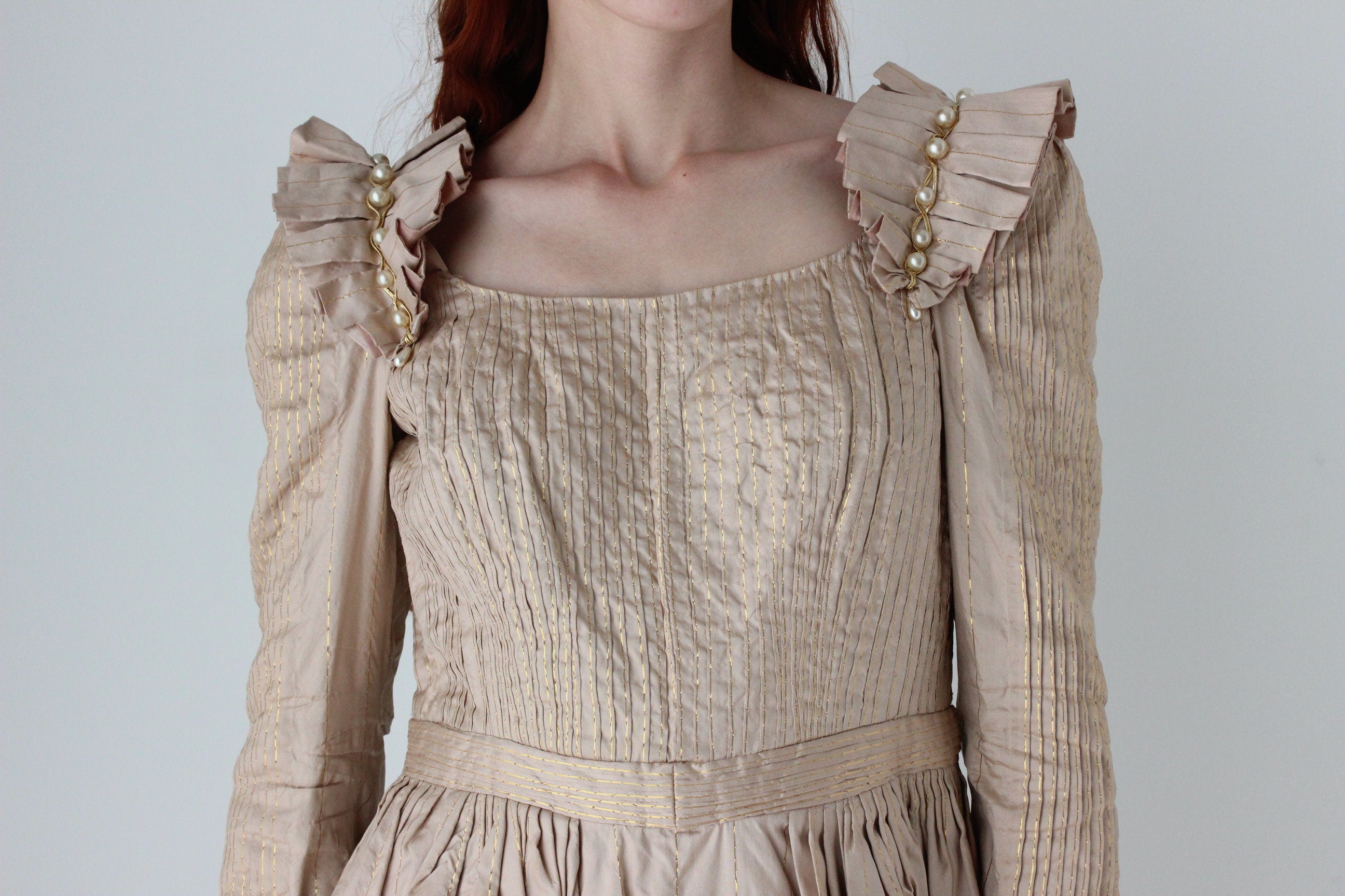 Bespoke 1980s Renaissance Duchess Pure Silk Taffeta Courtier Gown