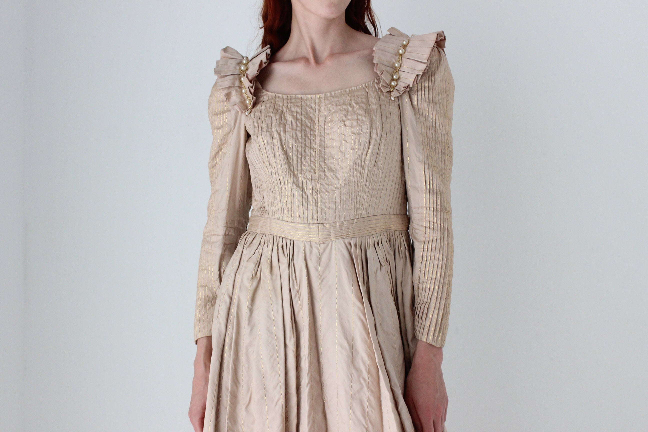 Bespoke 1980s Renaissance Duchess Pure Silk Taffeta Courtier Gown