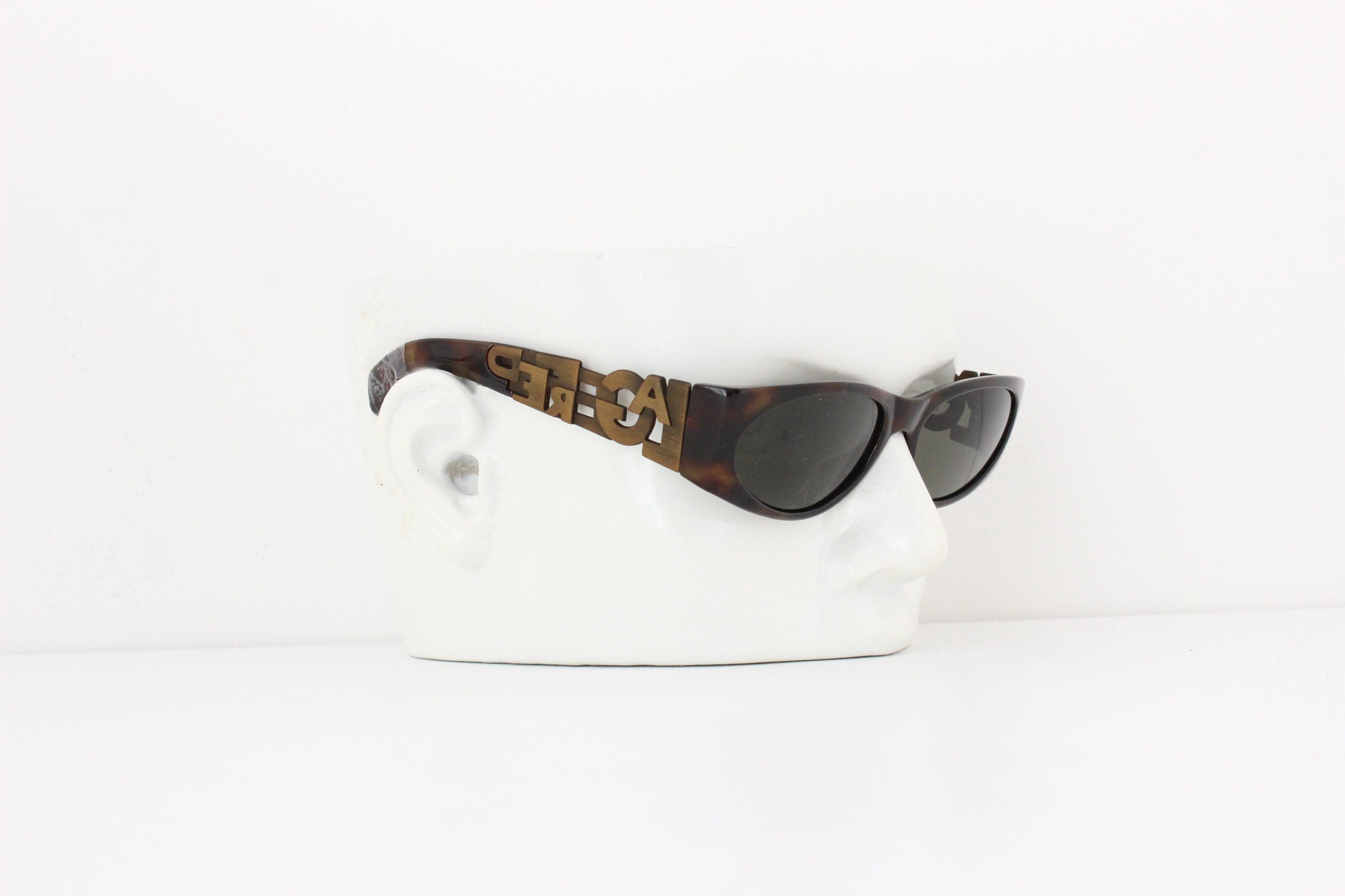 80s KARL LAGERFELD Tortoiseshell Cat Eye Sunglasses w/ Brass L-A-G-E-R-F-E-L-D Arms
