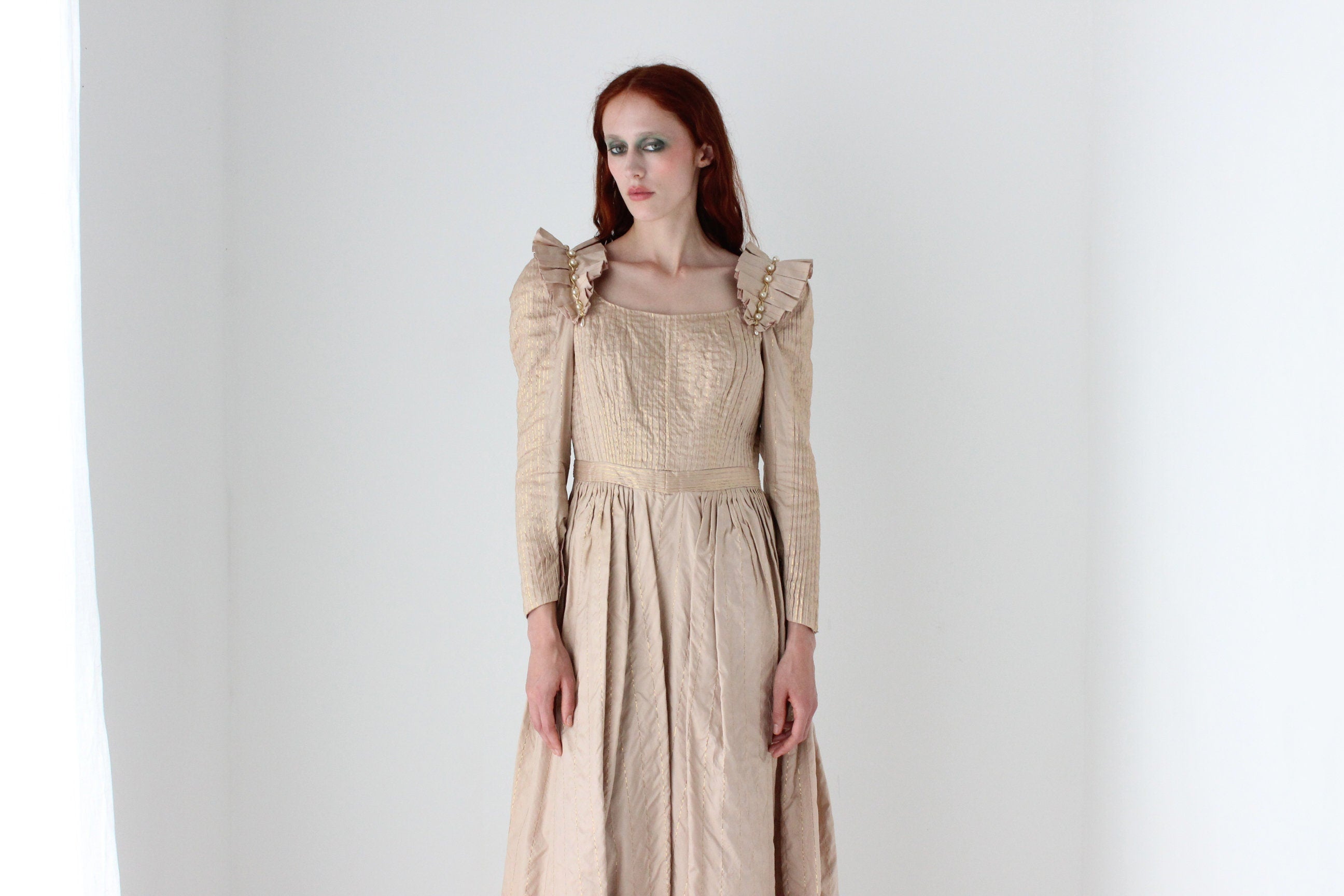 Bespoke 1980s Renaissance Duchess Pure Silk Taffeta Courtier Gown