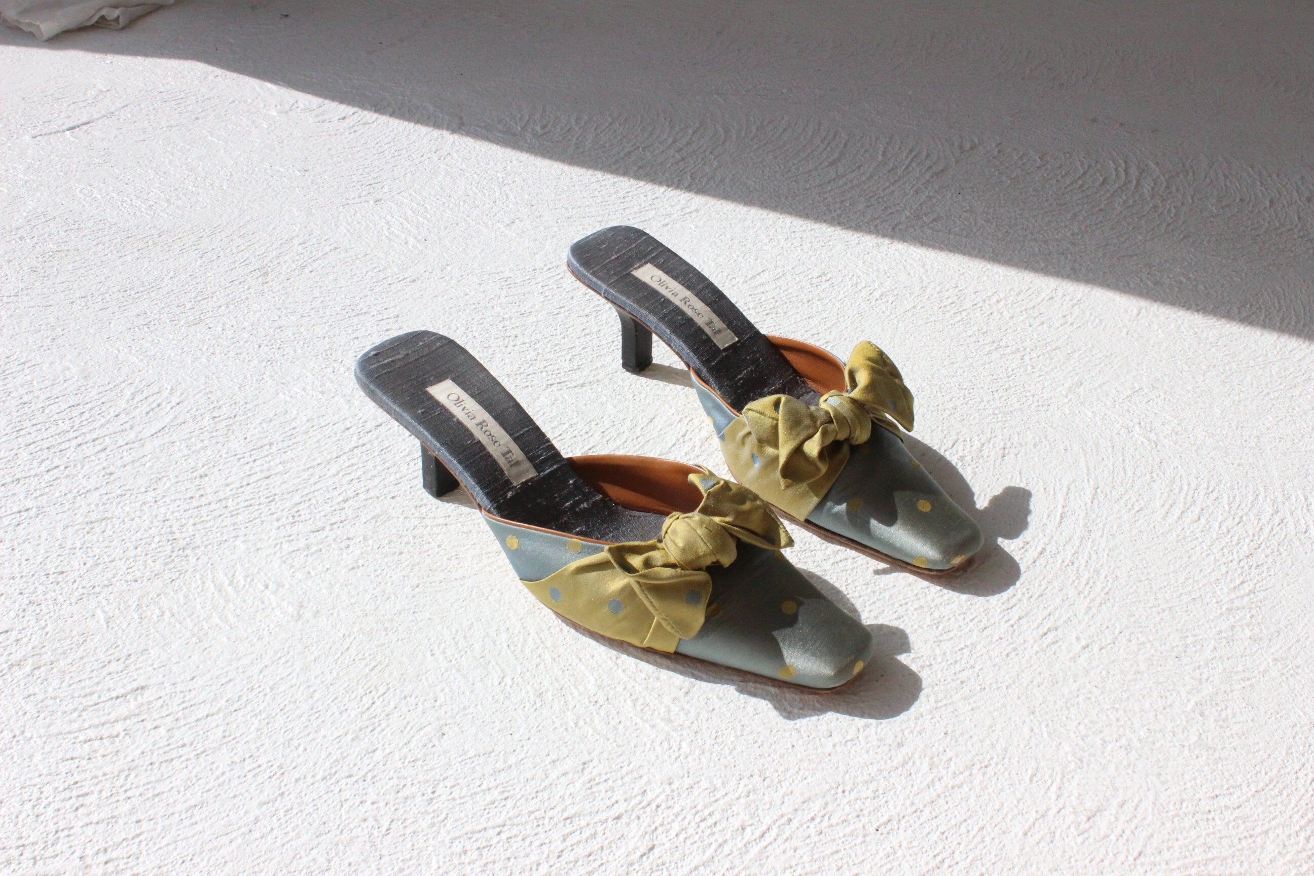 90s Olivia Rose Tal Raw Silk Polka Dot Bow Mules~ Euro 40