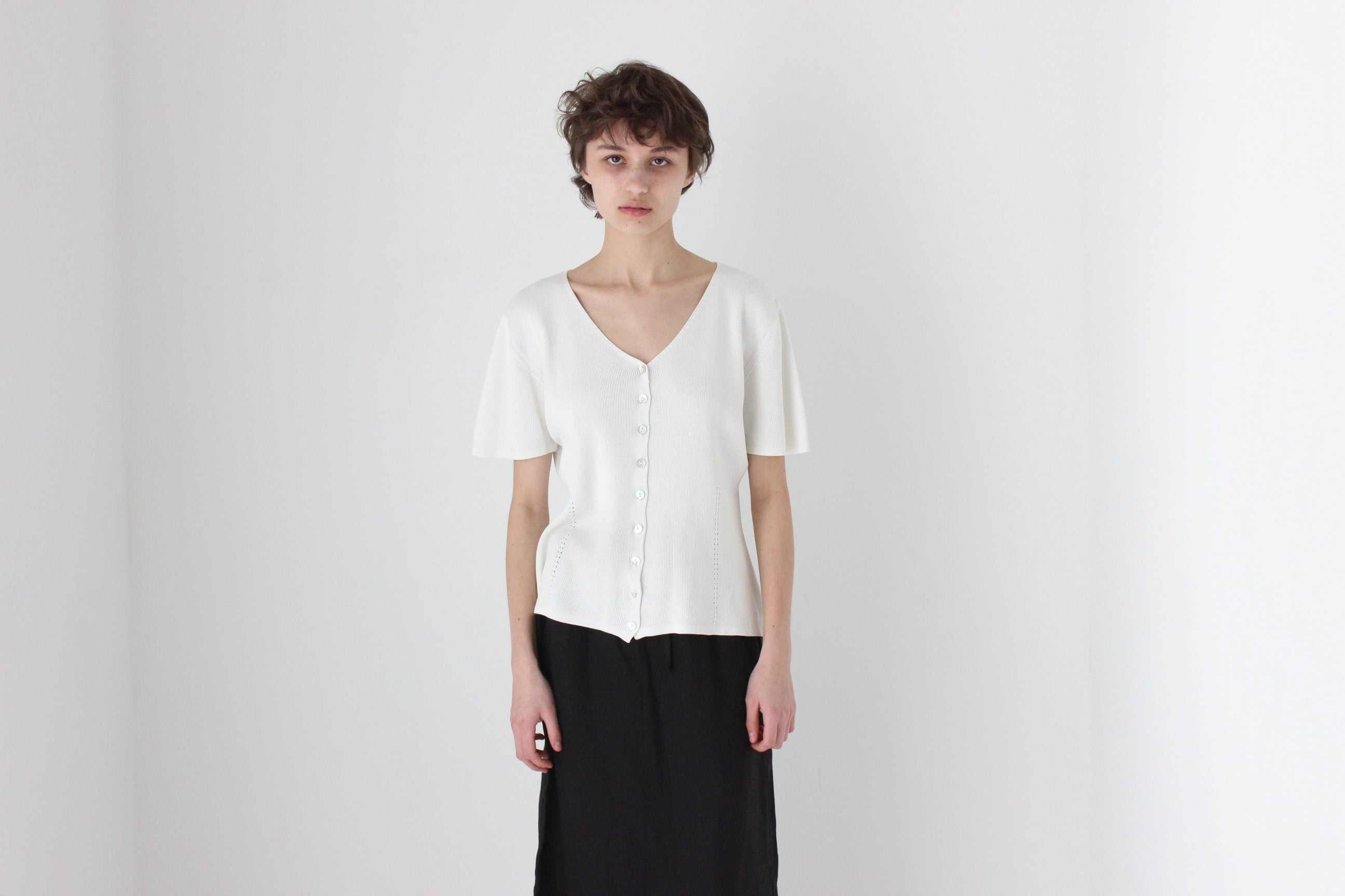 90s Stretch Knit V Neck Short Sleeve Top