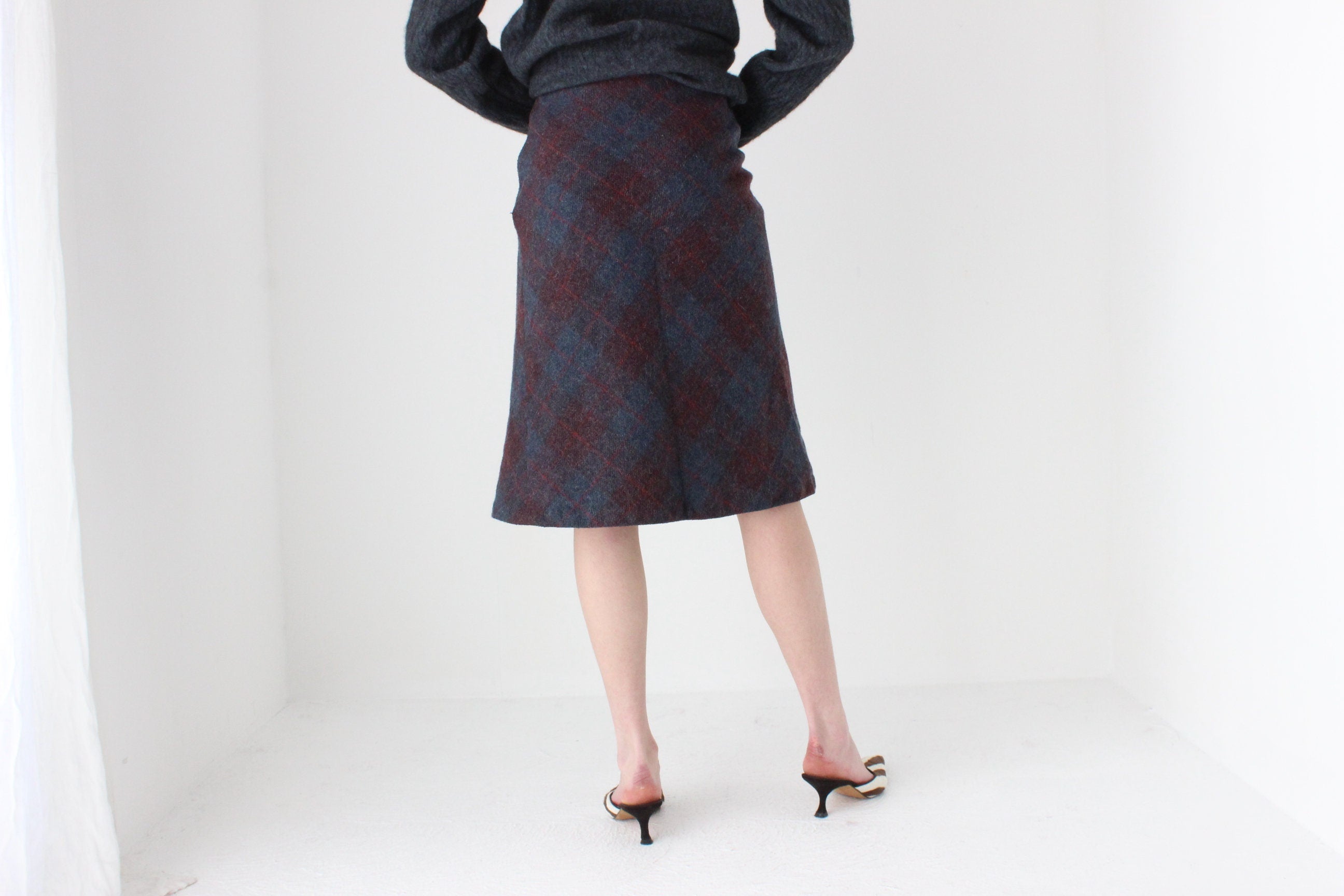 90s Subtle Tartan Wool & Mohair Knee Length Skirt