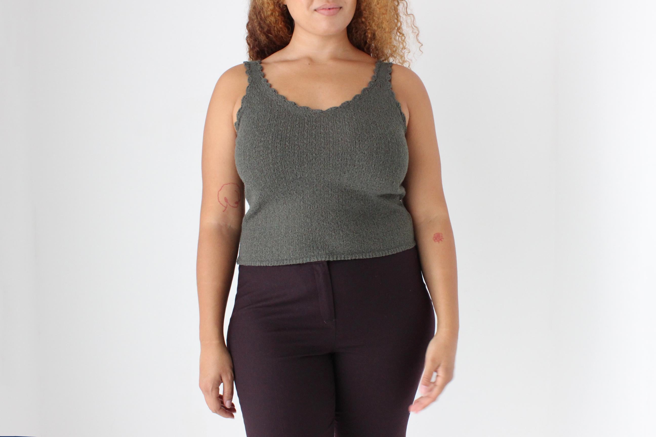 Minimal 90s Knit Scoop Neck Fitted Tank