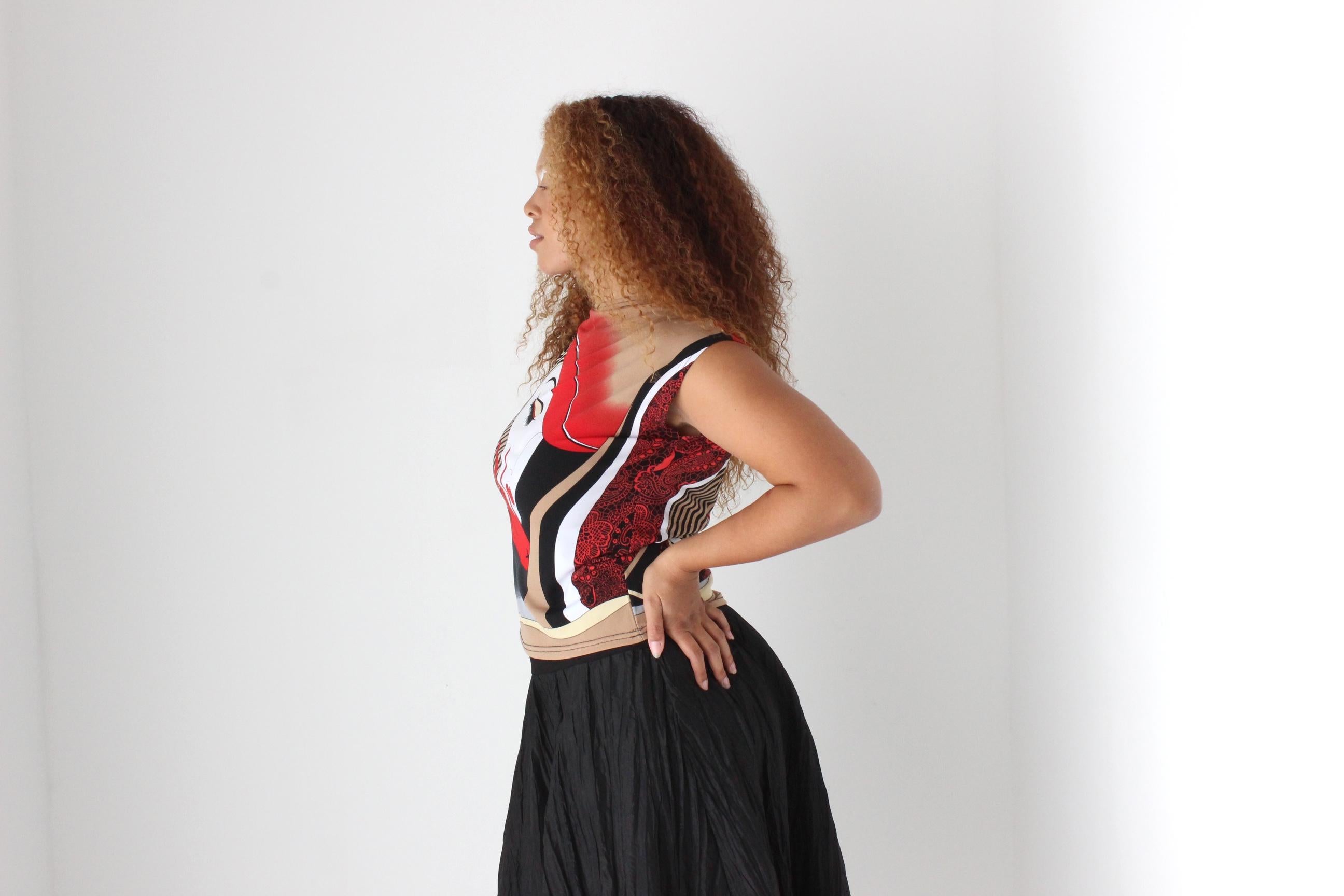Y2K Face / Wearable Pop Art Top
