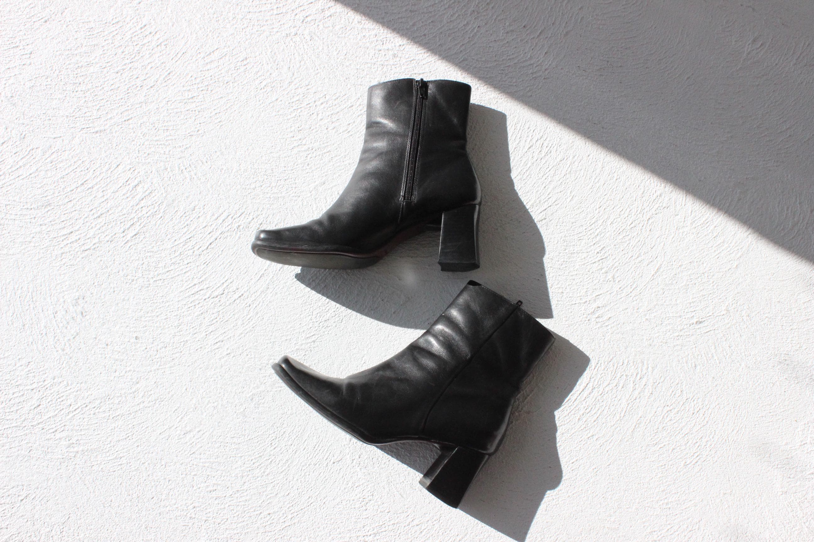 90s Square Toe Black Leather Ankle Boots by Nine West ~ Euro 38