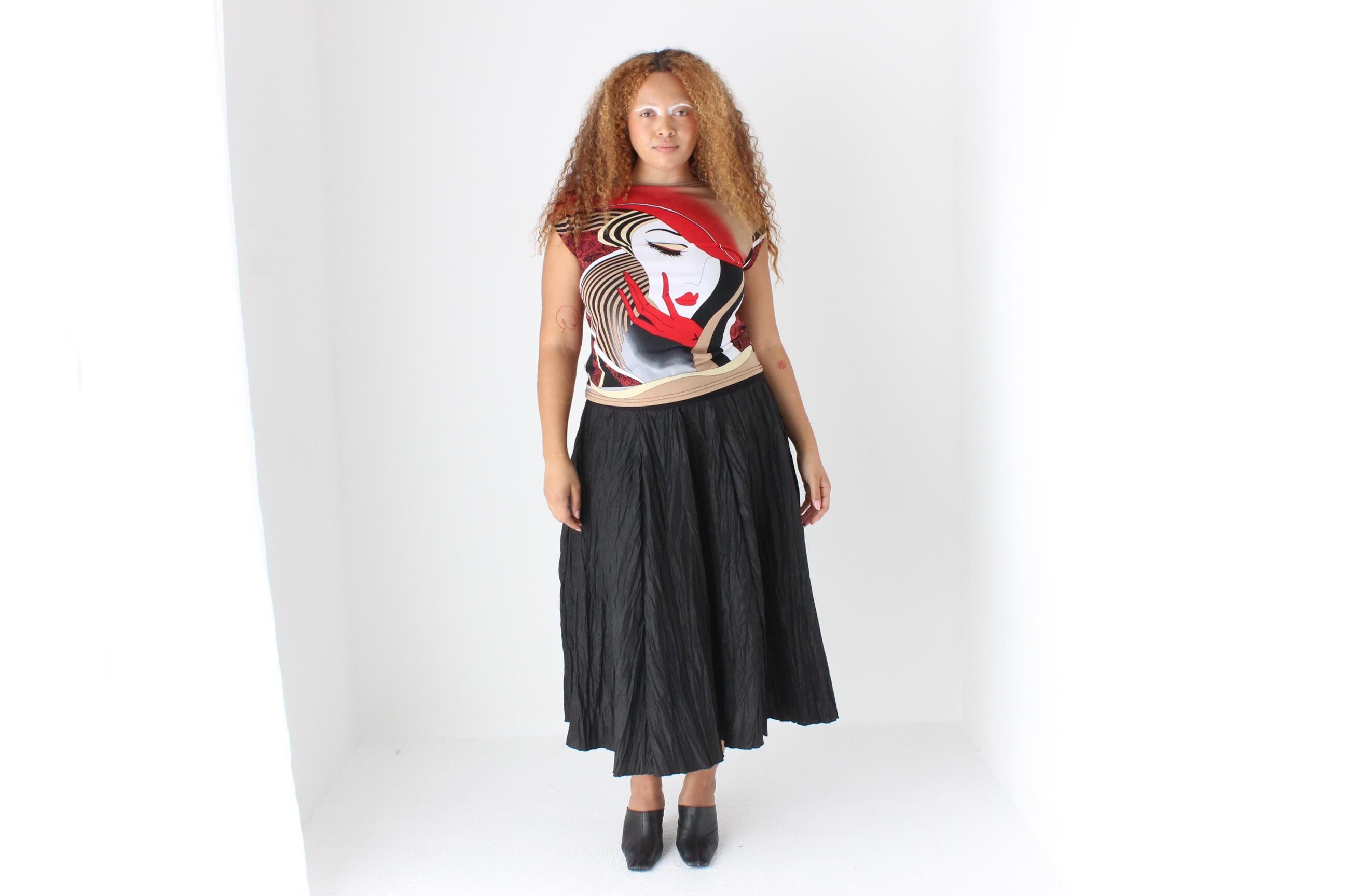 Y2K Face / Wearable Pop Art Top