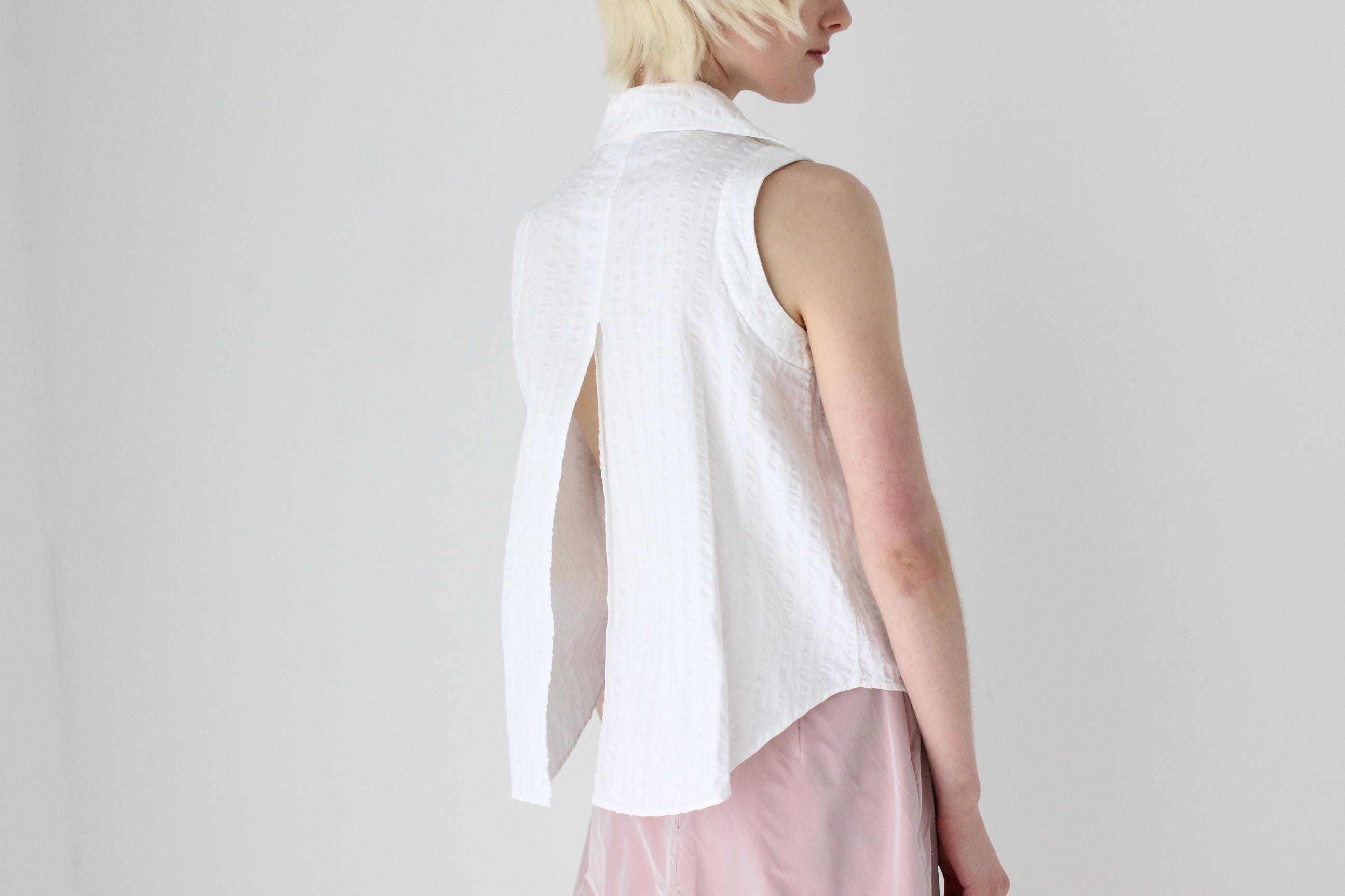 90s Romeo Gigli Cotton Collared Vest Top w/ Back Split