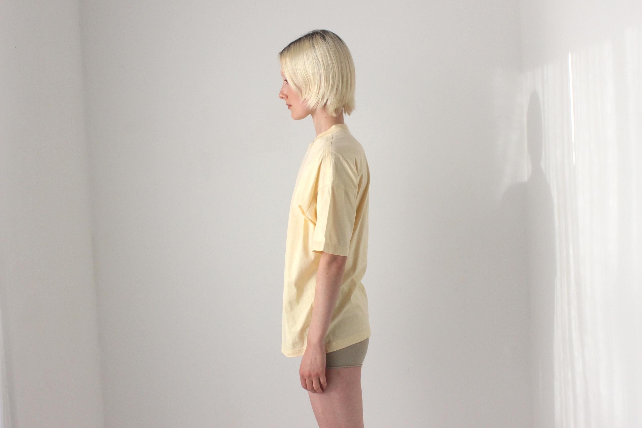 80s Italian Vintage Butter Yellow Crew Neck Tee