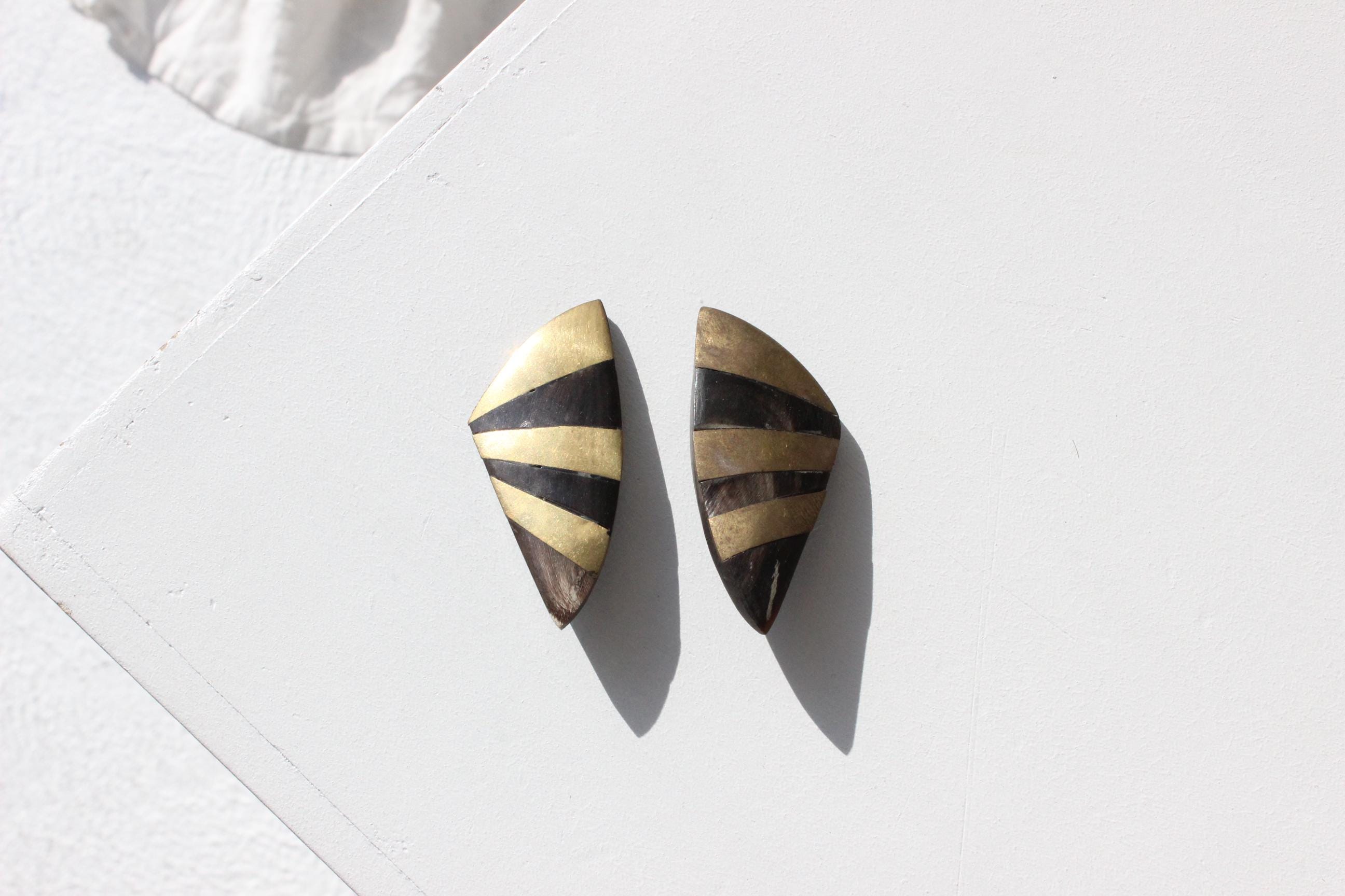 80s Brutalist / Sculptural Clip On Earrings