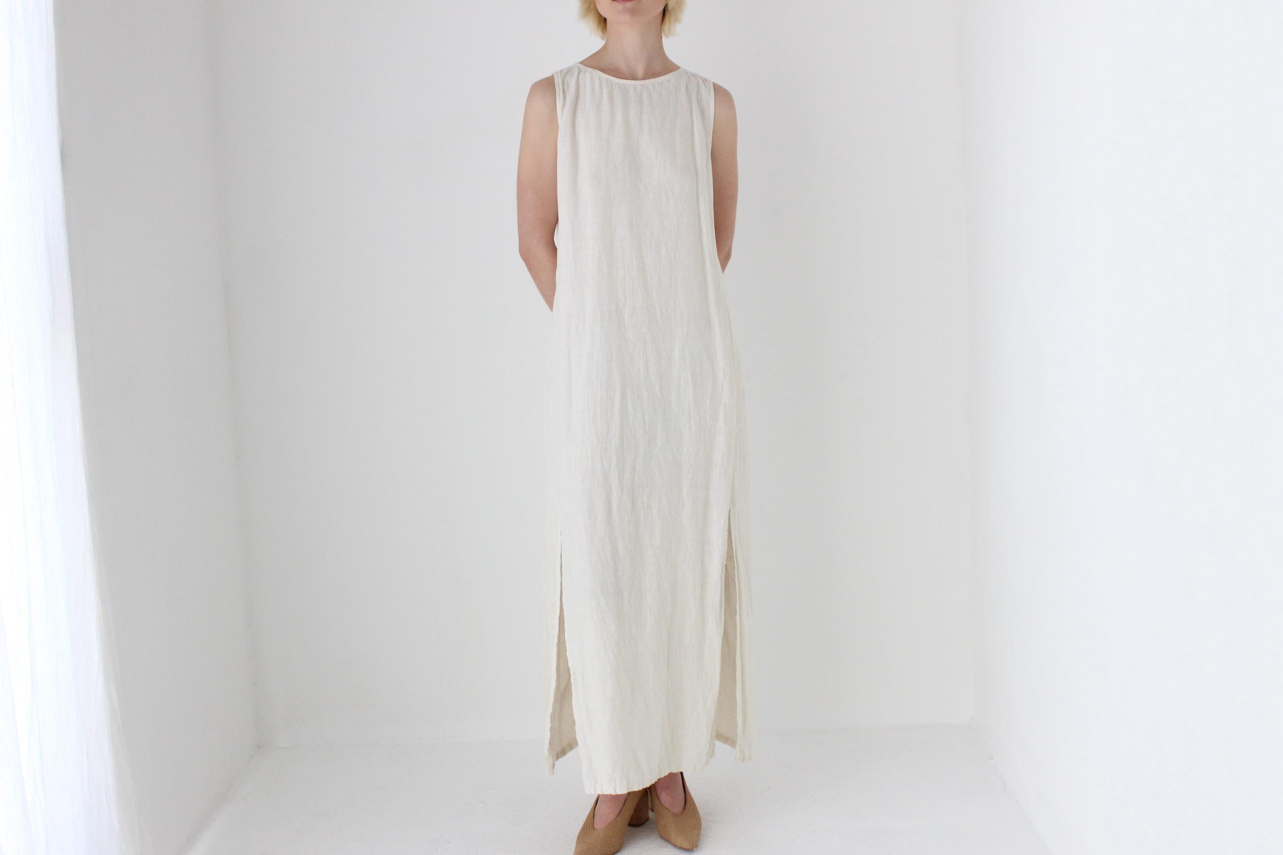 90s Soft Italian Linen Relaxed Sheath Dress