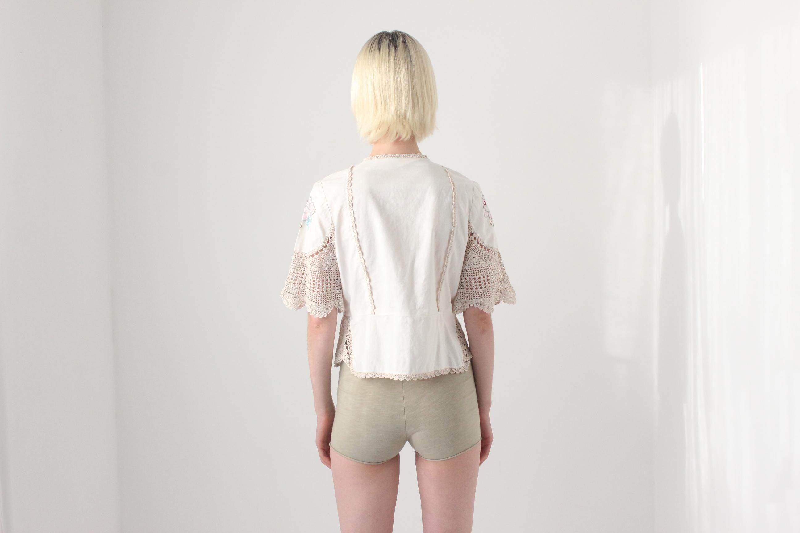 70s European Folk Embroidered Cotton Doily Top