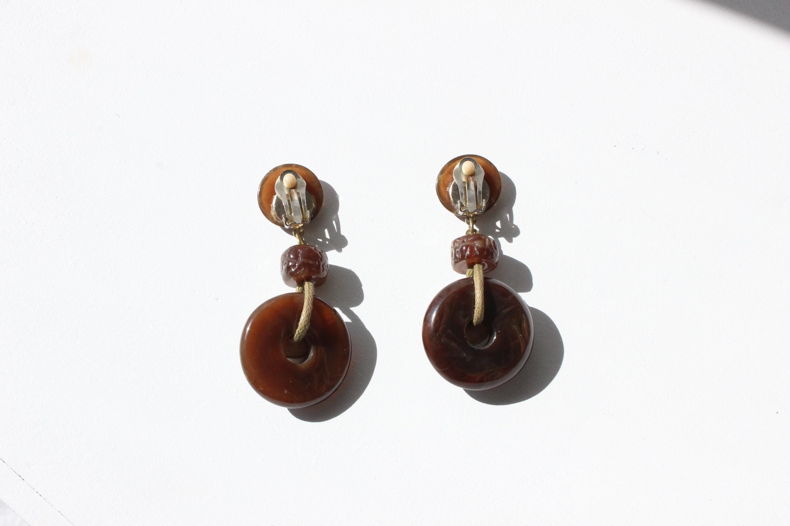 80s Chocolate Resin Abstract Dangly Clip On Earrings