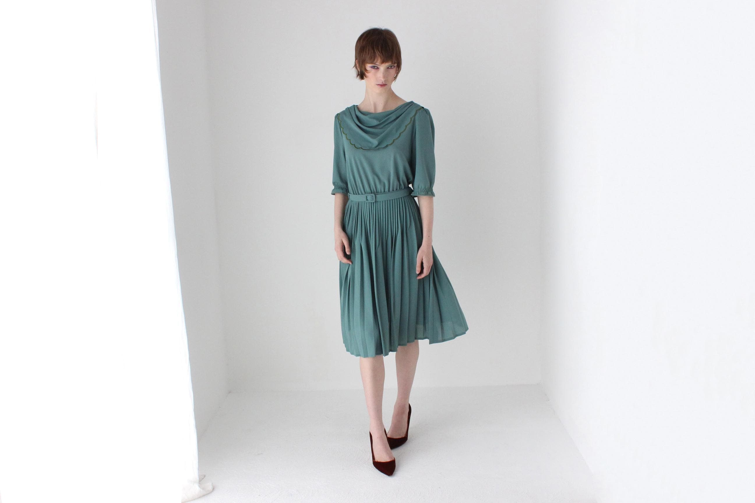 80s Teal Crepe Scalloped Collar Dress