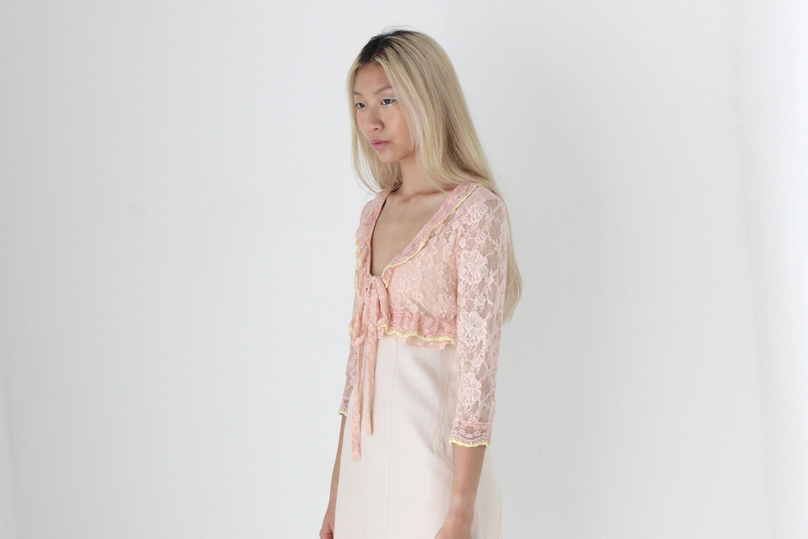 FUTURISM Y2K Pink Lace Fairy Ruffle Tie Front Crop