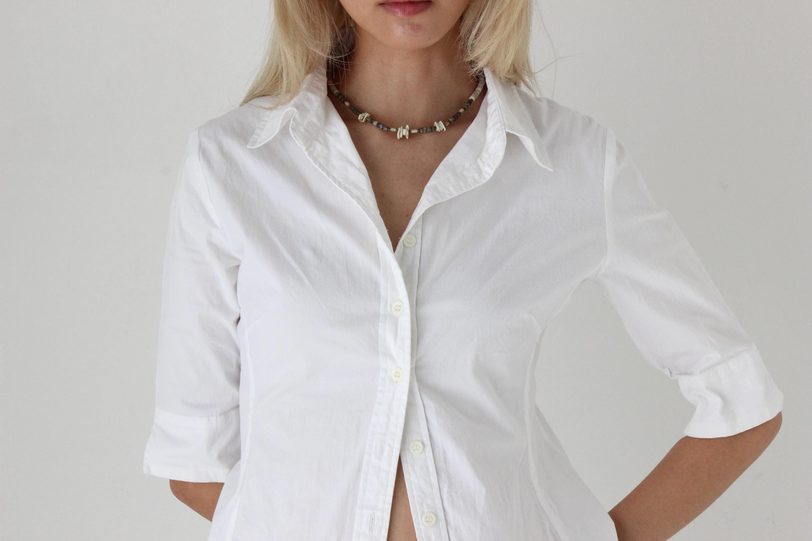 FUTURISM 90s Puka Shell Necklace