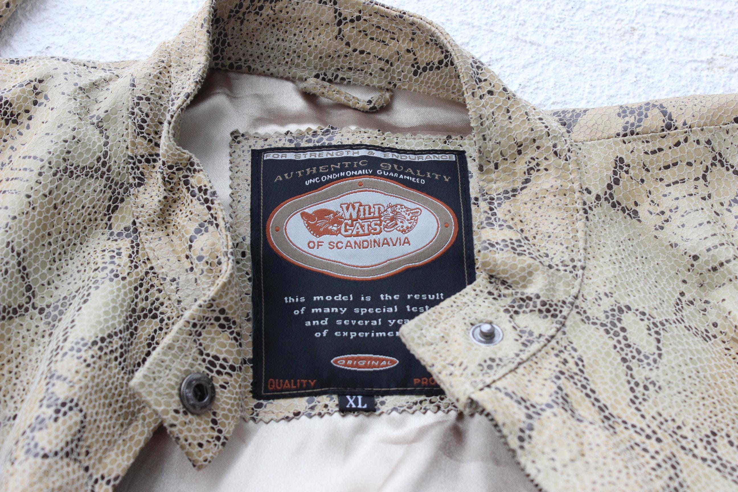 FUTURISM 90s Genuine Leather Moto Jacket w/ Snakeskin Finish