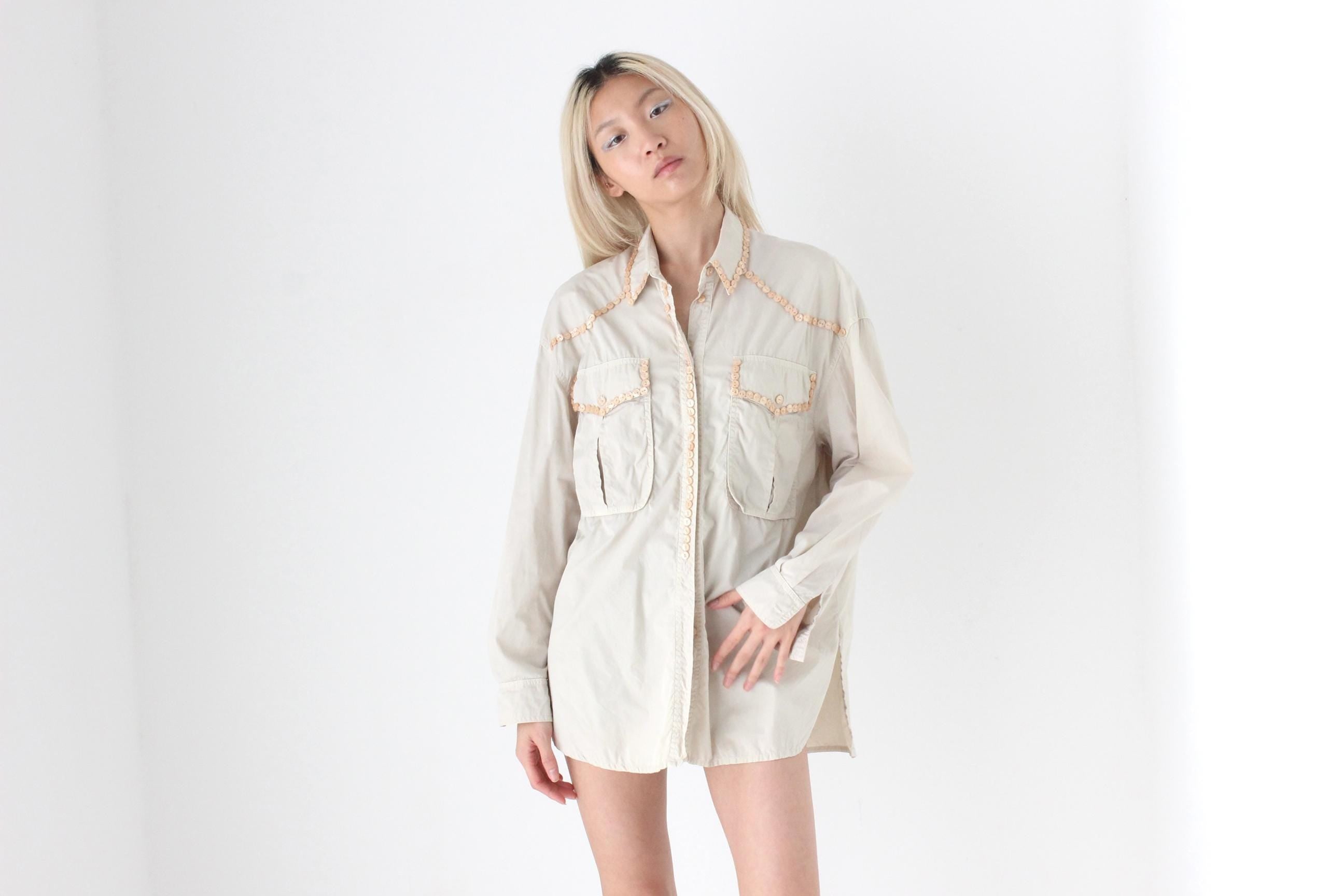 FUTURISM Amazing 90s Cotton Shirt w/ Button Trim