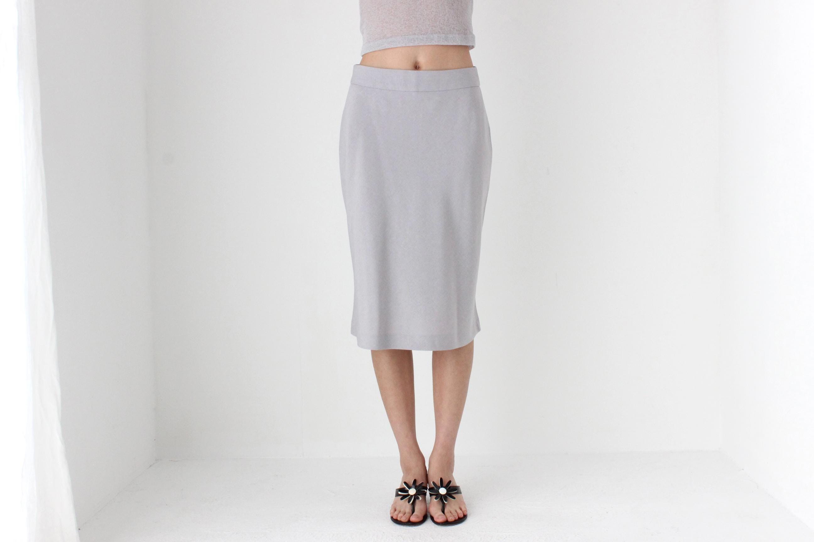FUTURISM 90s Minimal Light Grey Knee Length Skirt