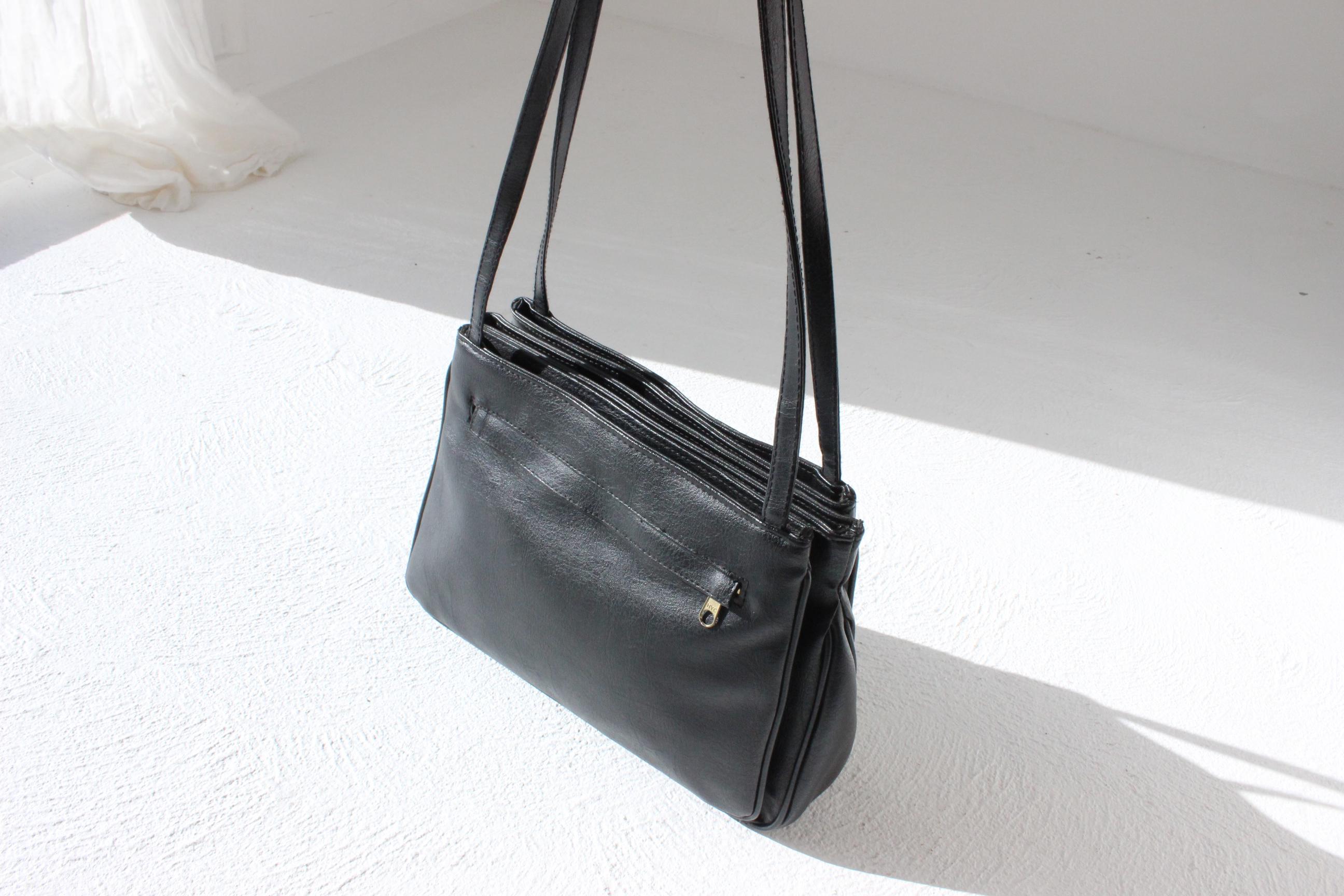 FUTURISM 90s Clean & Minimal Day Bag