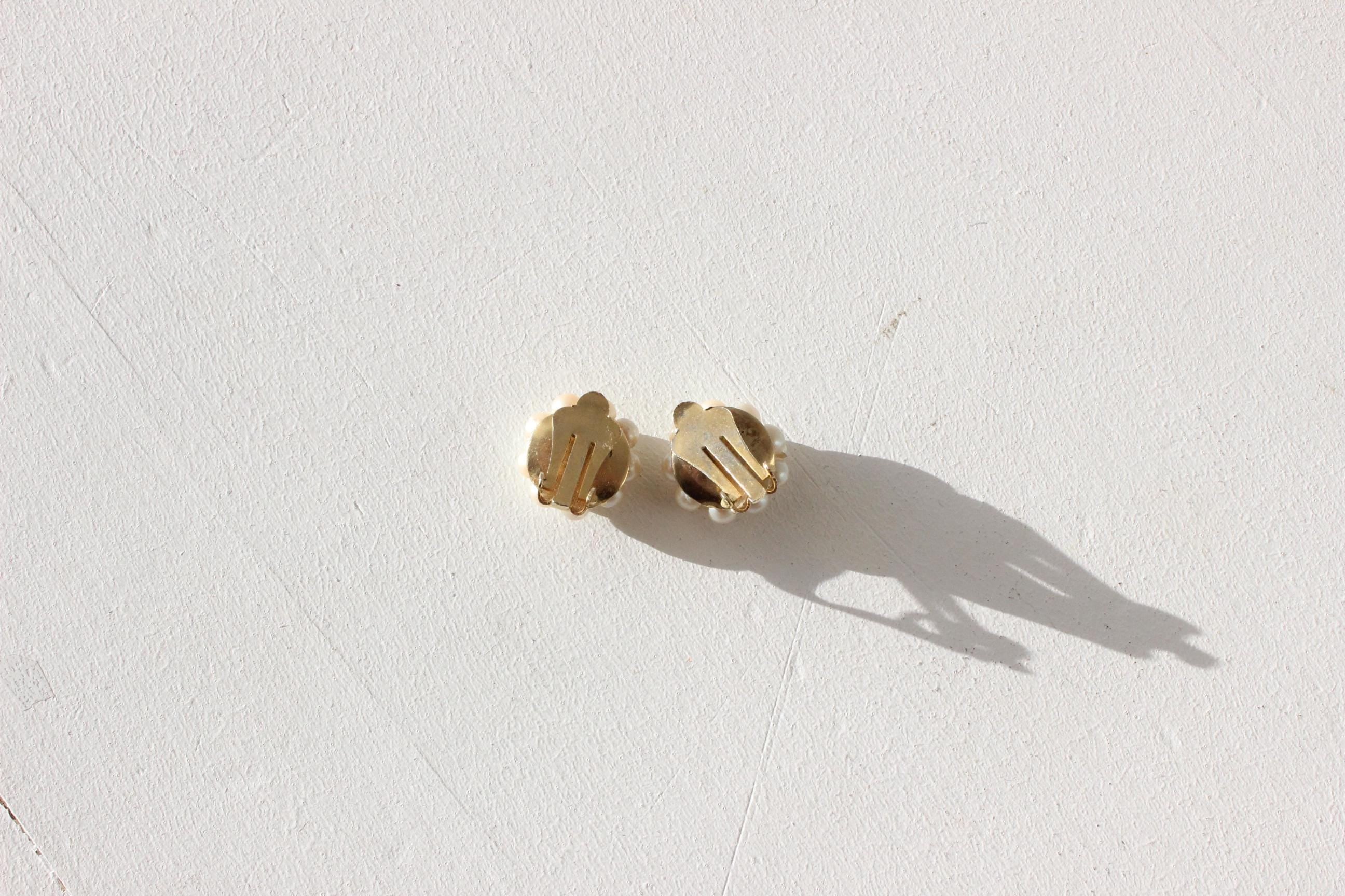 1960s Dainty Pearl Cluster Earrings