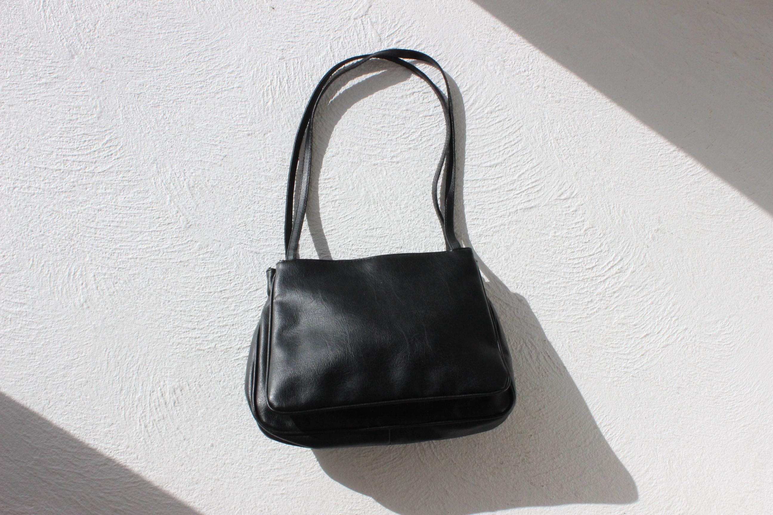 FUTURISM 90s Clean & Minimal Day Bag
